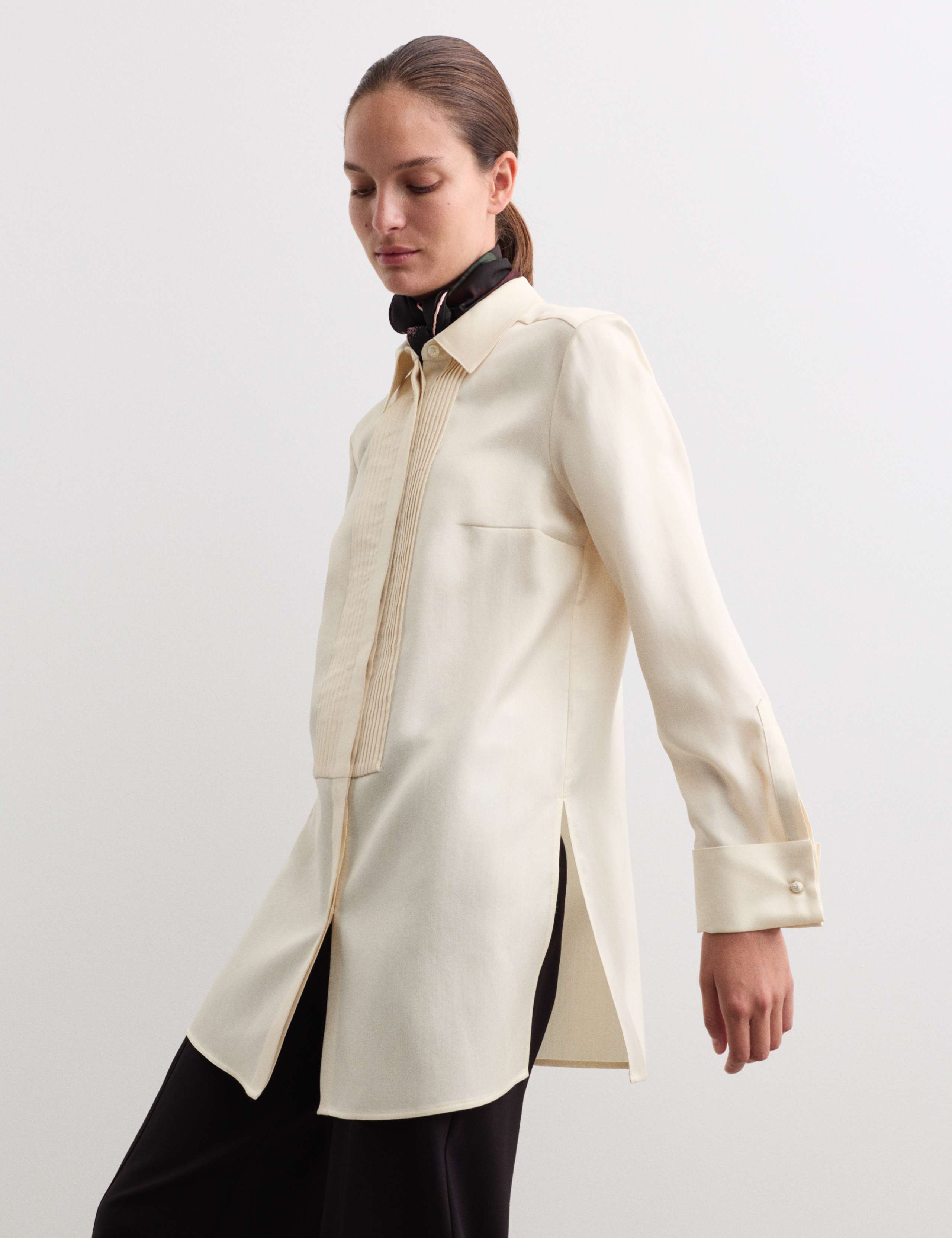 Wool Silk Blend Bib Front Shirt 6 of 7