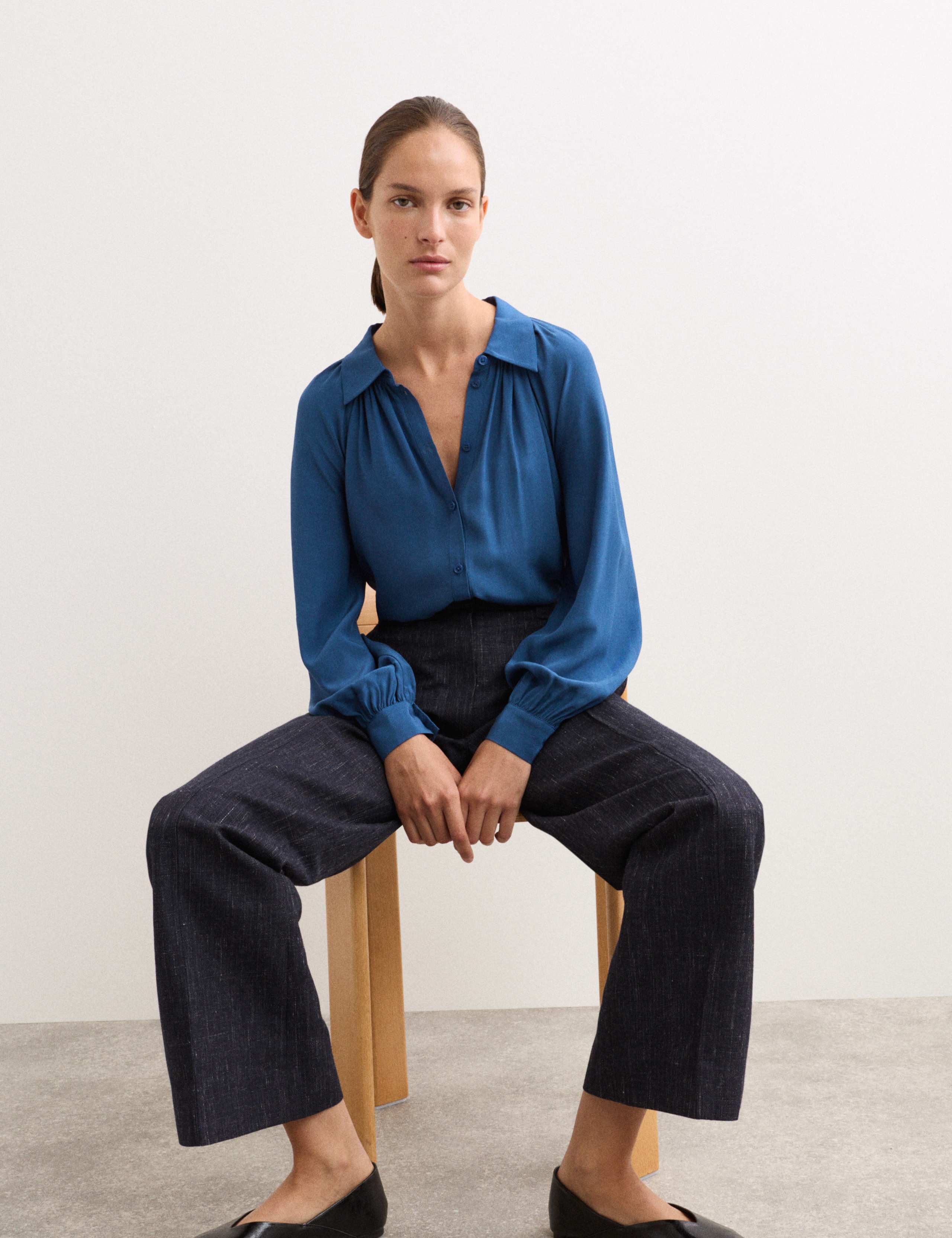 Collared Gathered Button Through Top 5 of 7