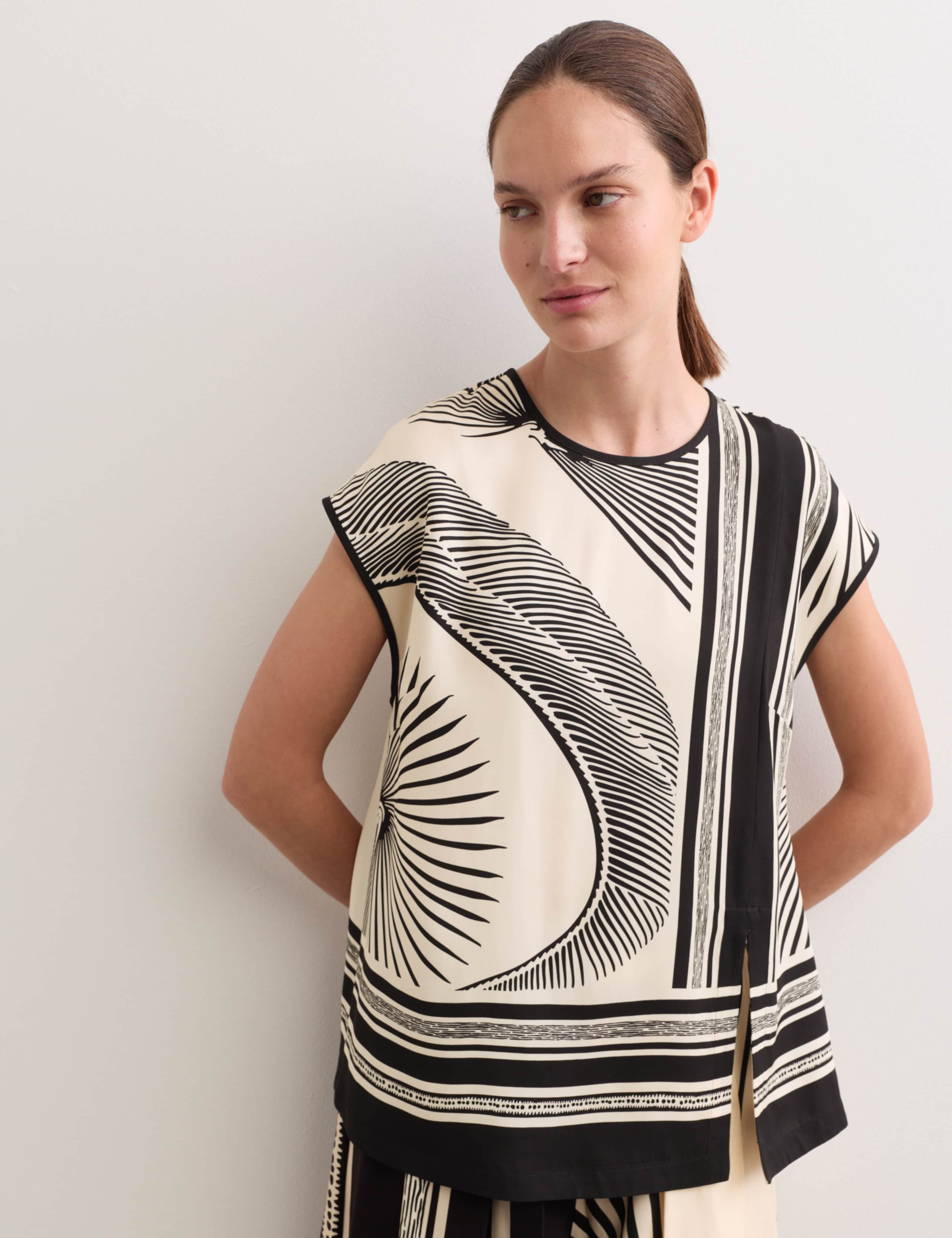 Printed Collarless Top 3 of 6