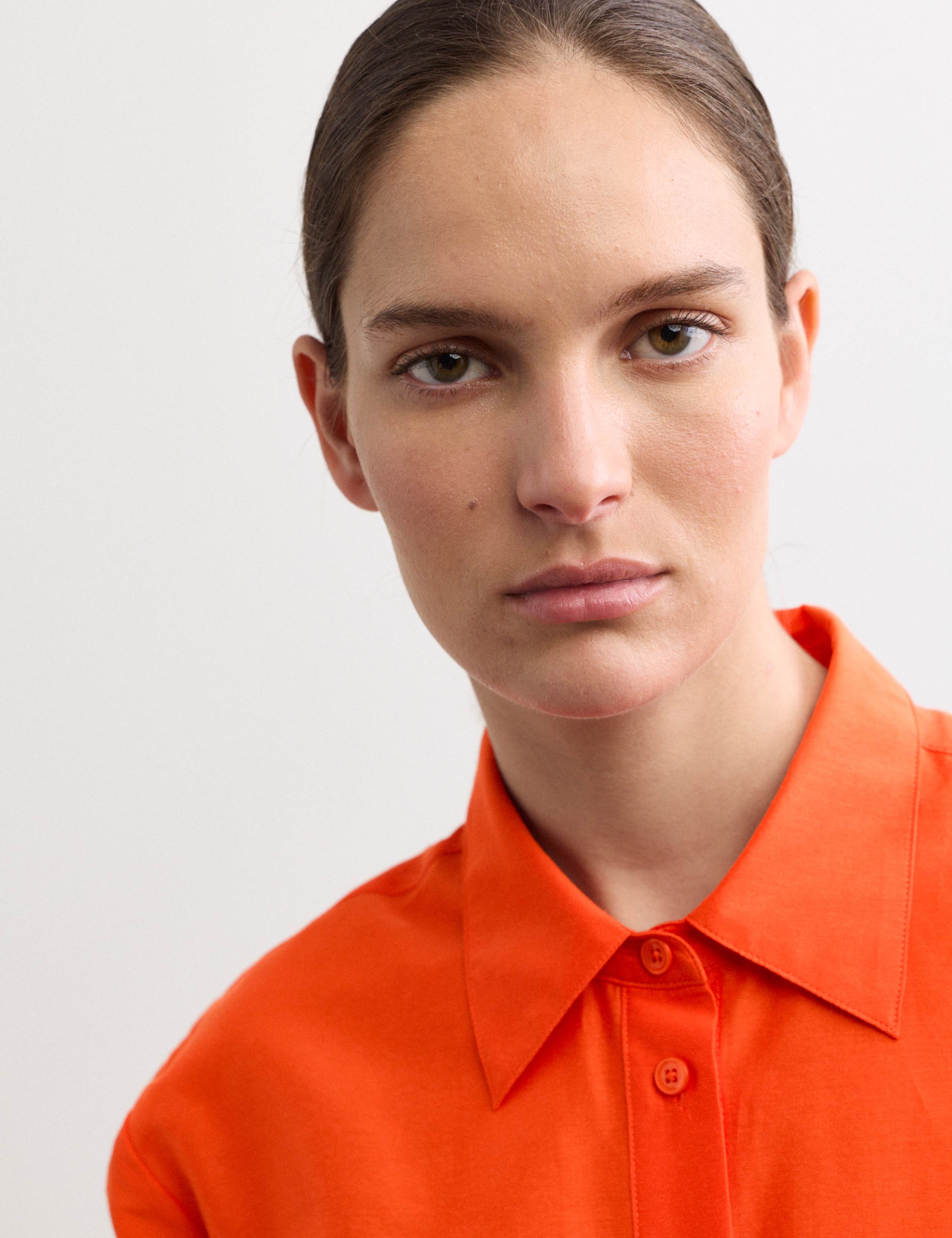 Silk Blend Collared Relaxed Shirt 4 of 6