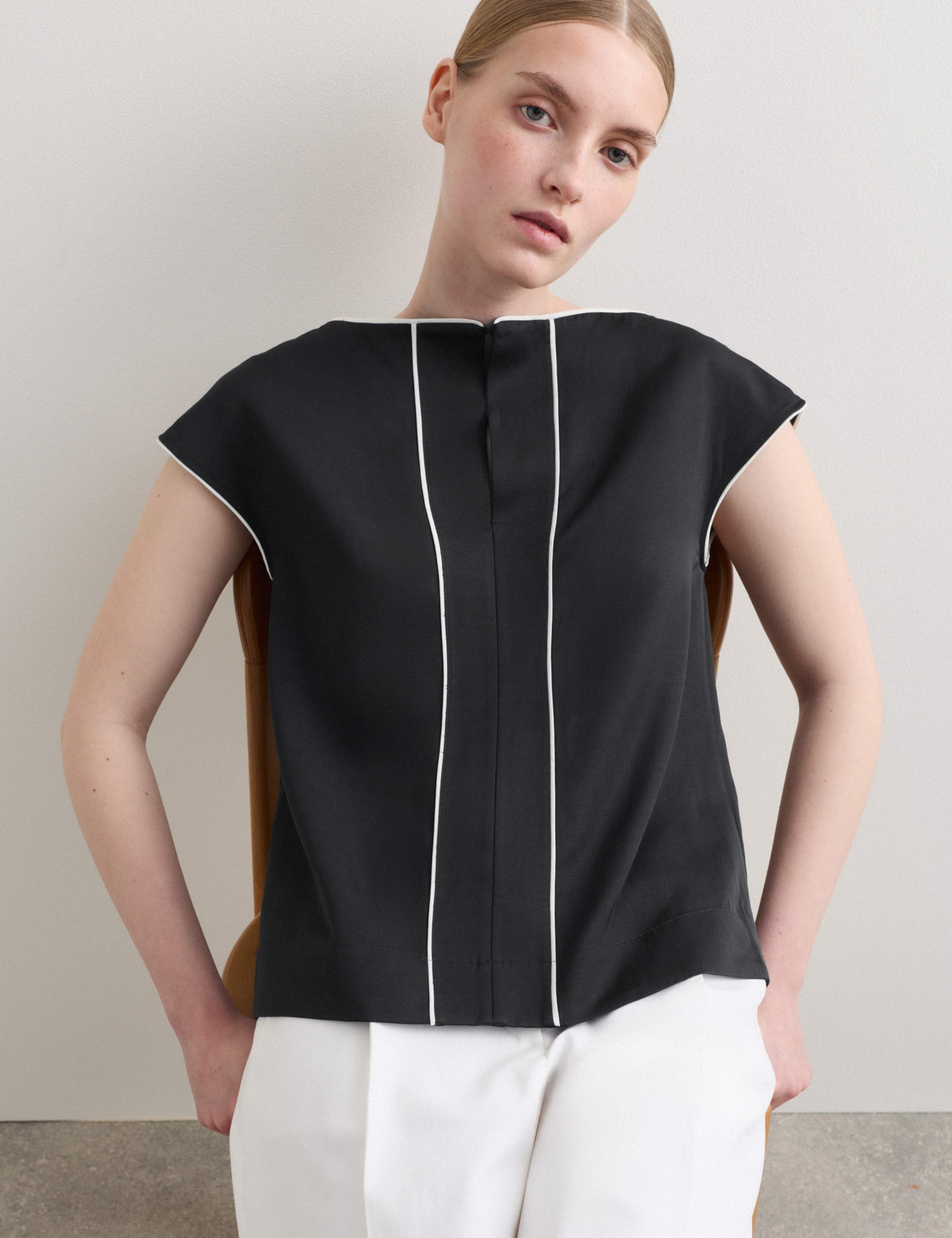 Satin Back Top Contrast Trim with Linen 1 of 7