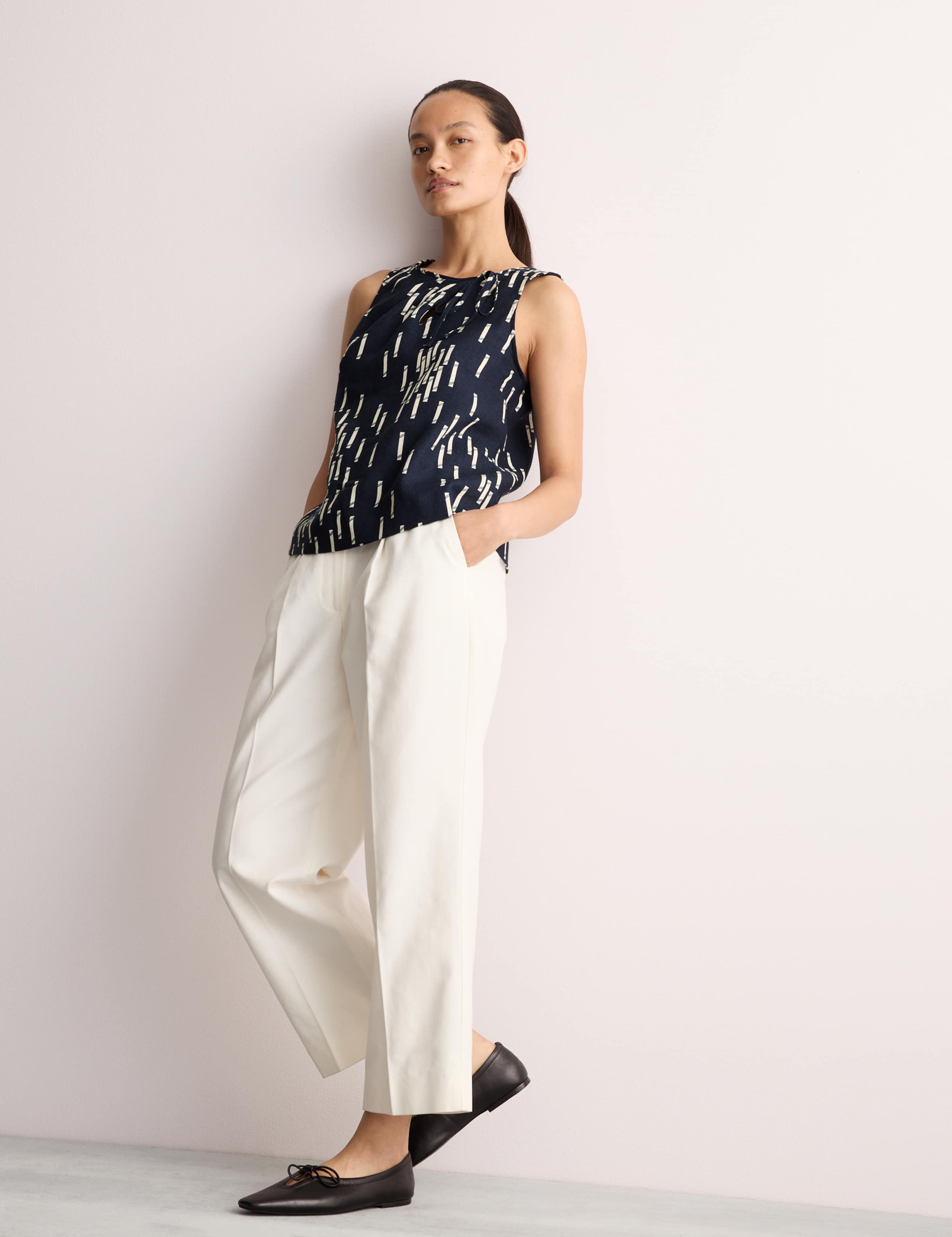 Pure Linen Dash Print Shell Top 3 of 4