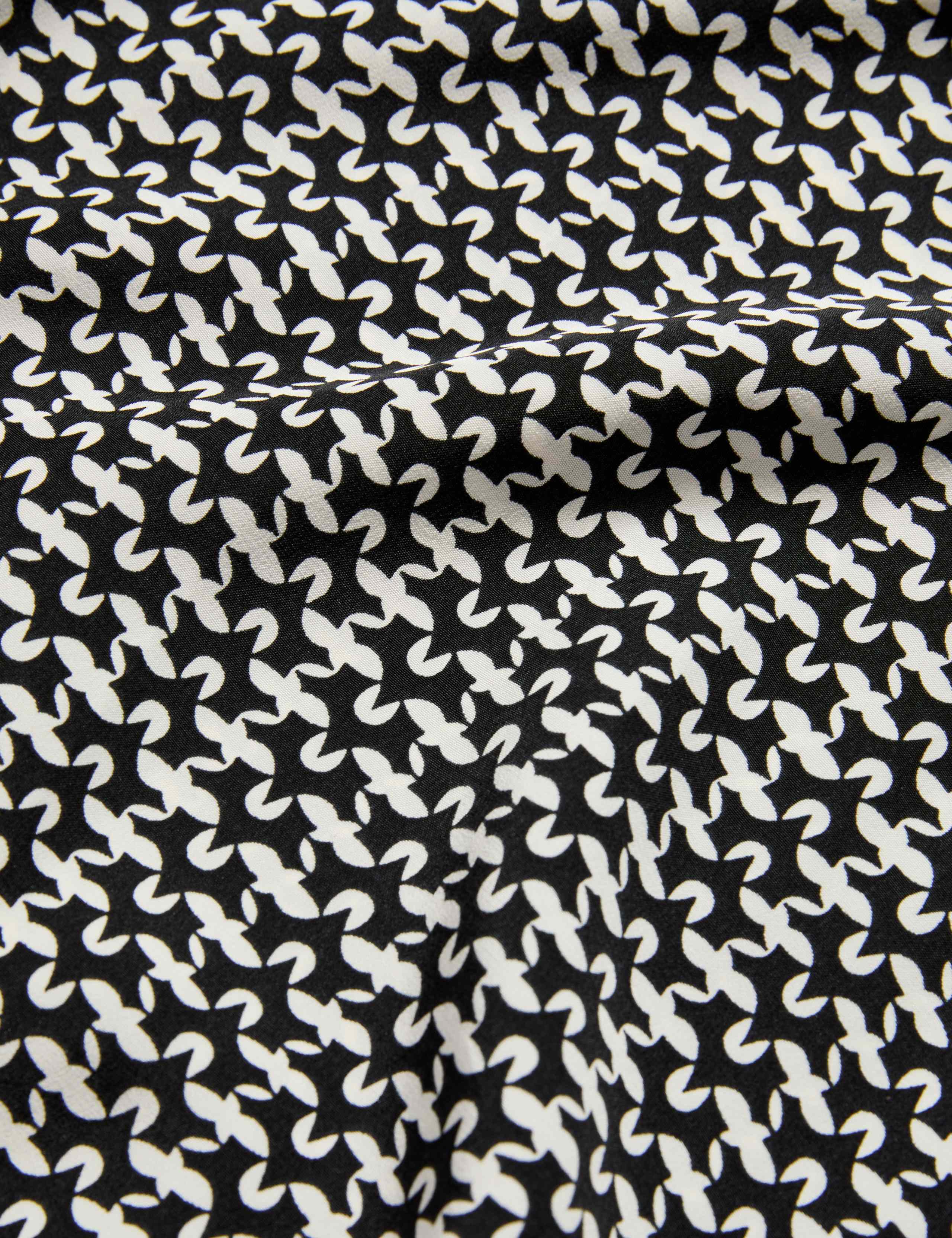 Pure Silk Geometric Scoop Neck Vest Top 6 of 6