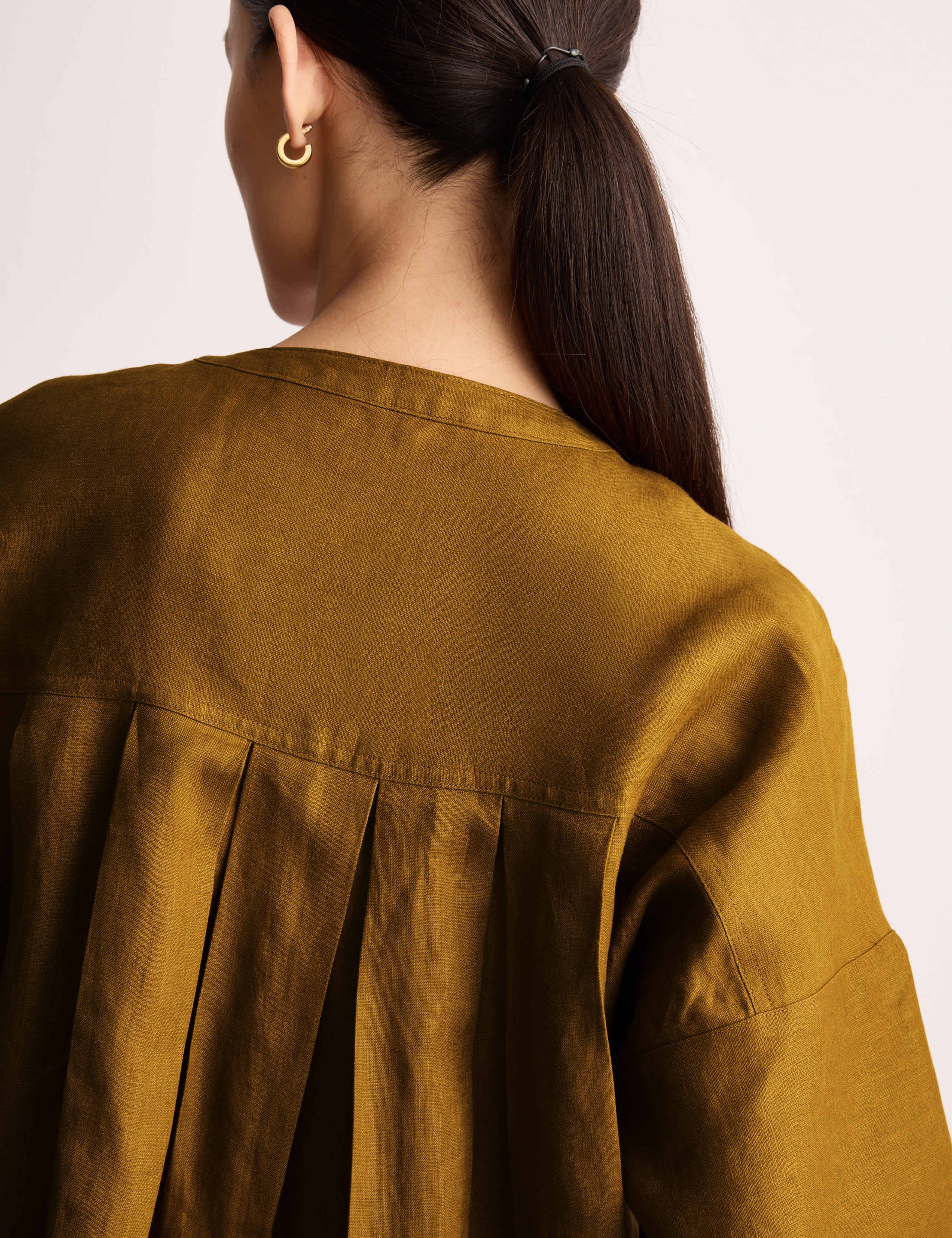 Pure Linen Button Detail Top 4 of 5