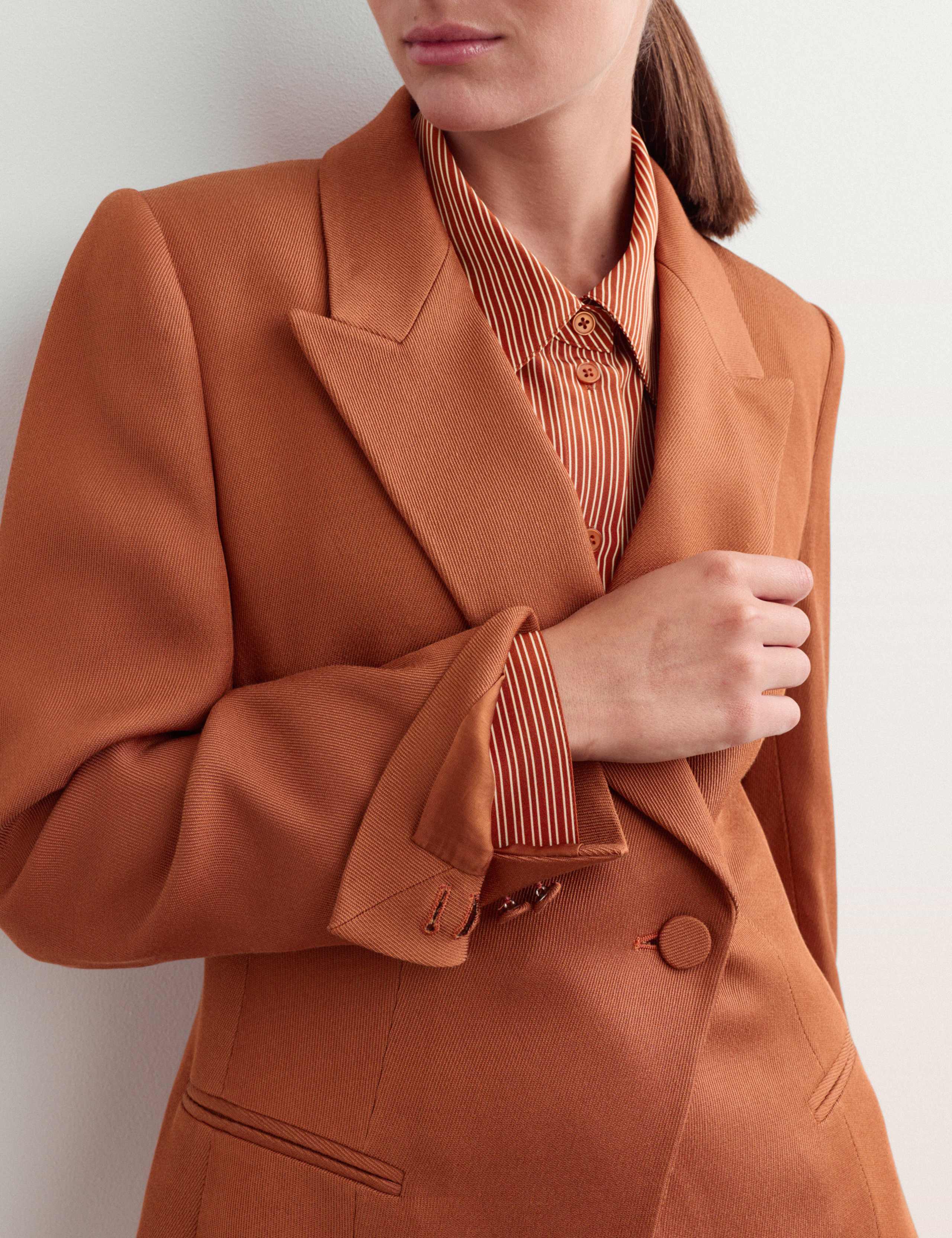 Lyocell Blend Fluid Blazer 4 of 8