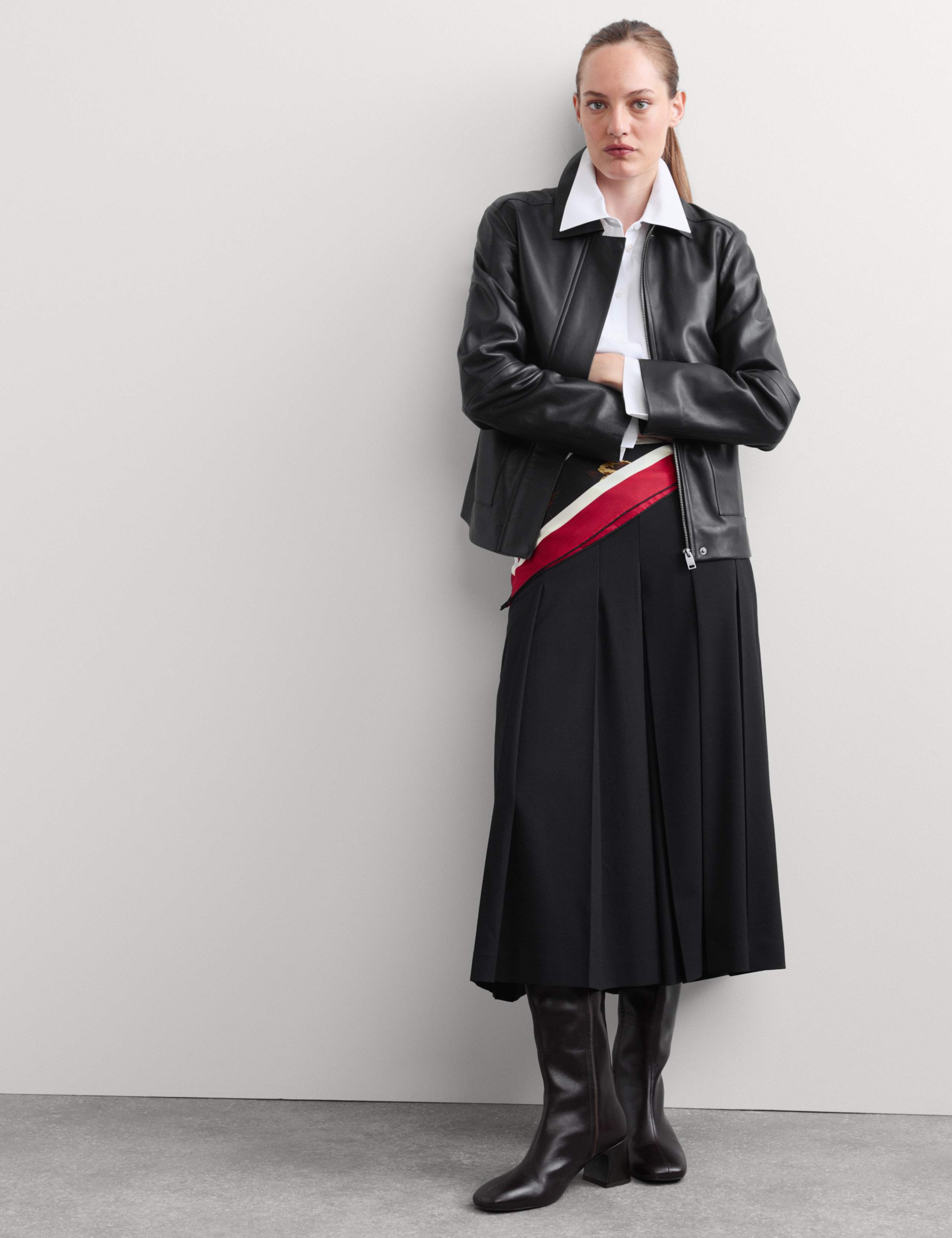 Pure Leather Collared Short Jacket 8 of 8