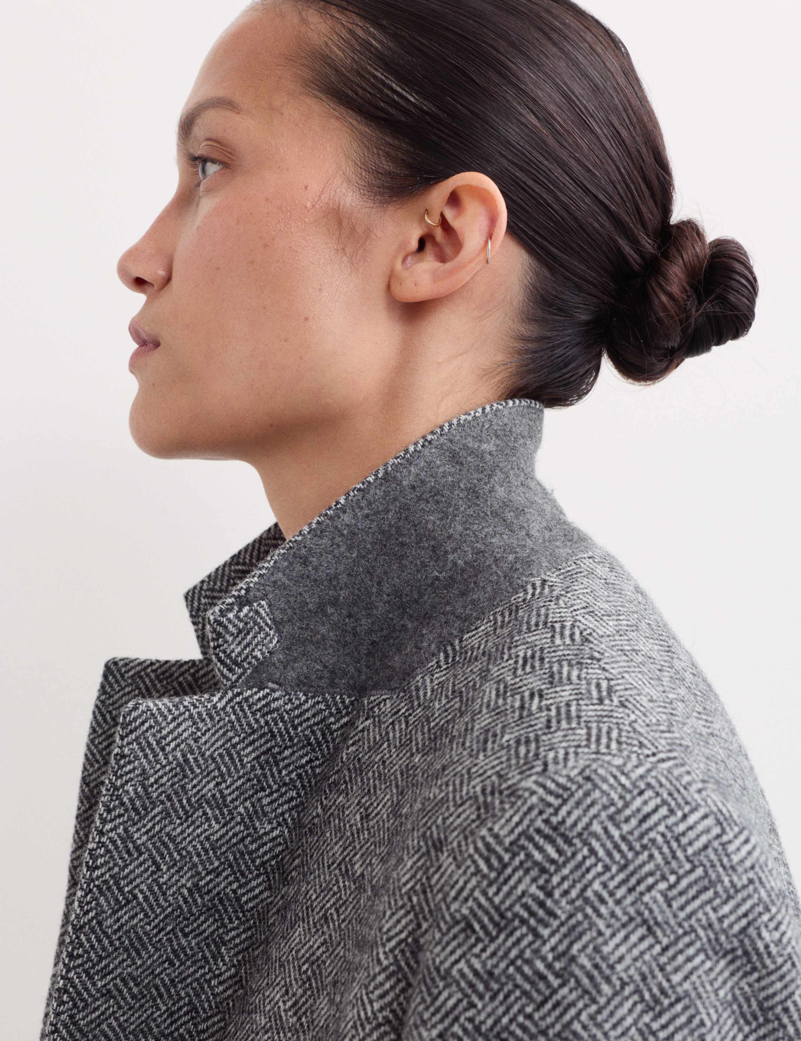 Relaxed British Wool Tweed Blazer 3 of 7