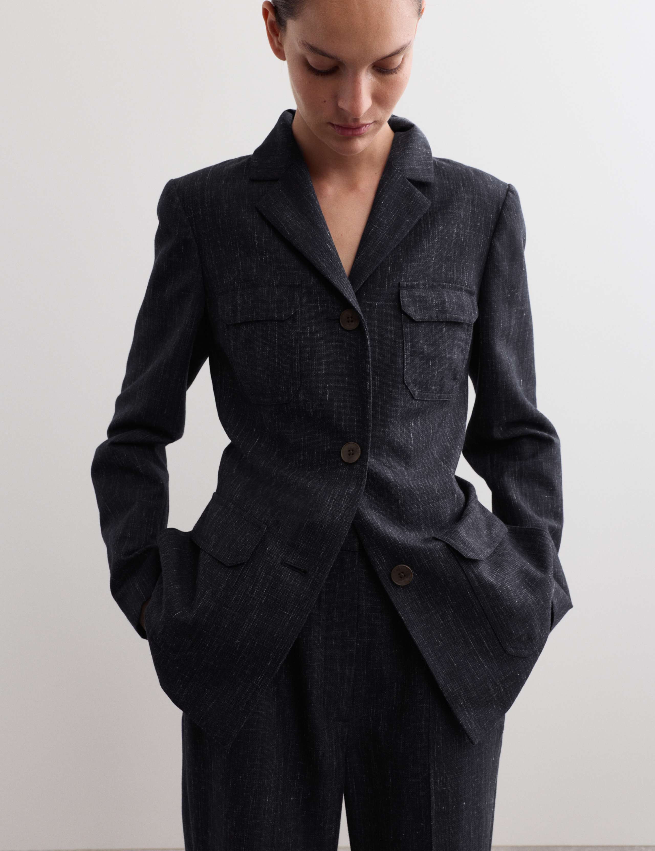 Wool Rich Single Breasted Blazer with Linen 3 of 8