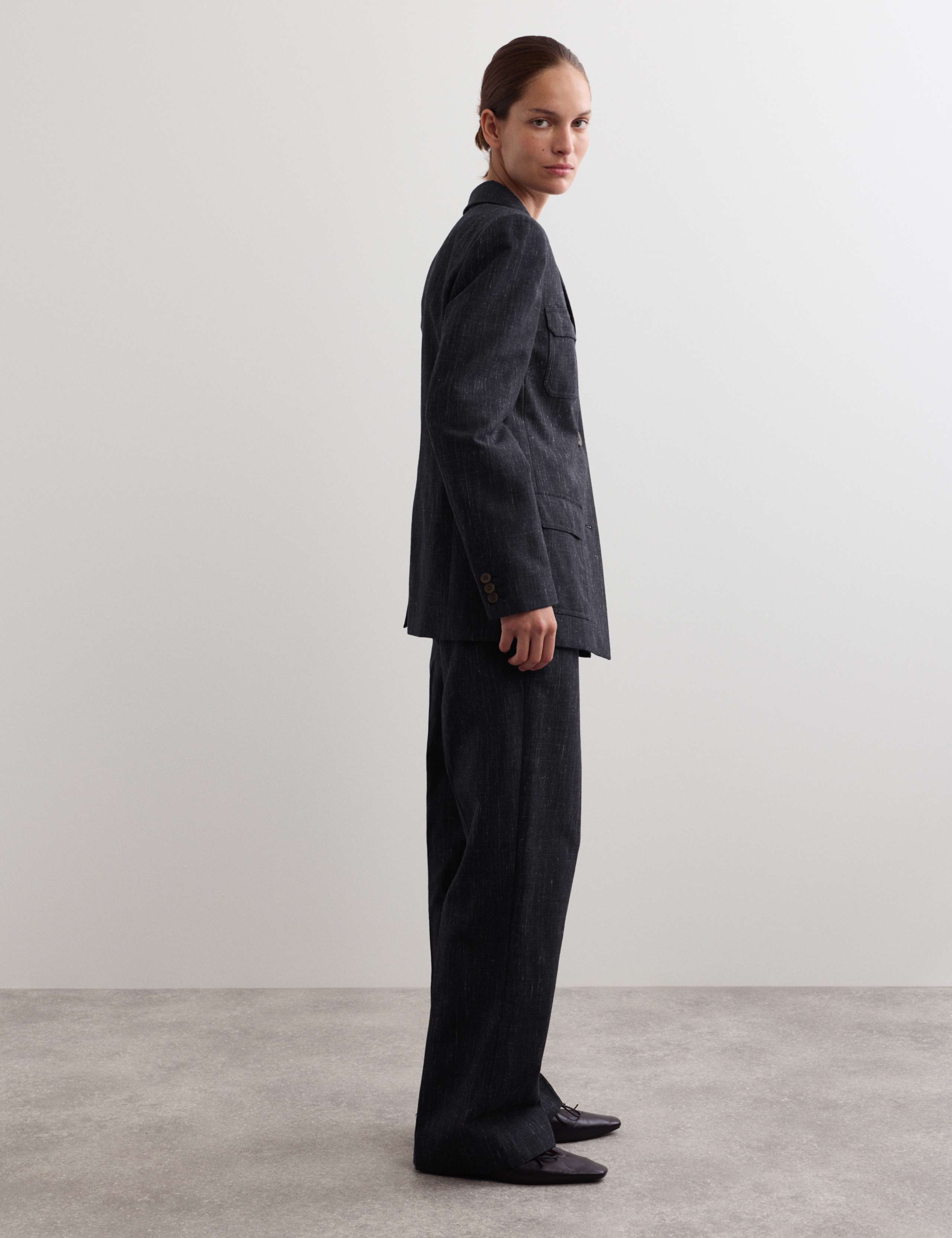 Wool Rich Single Breasted Blazer with Linen 6 of 8