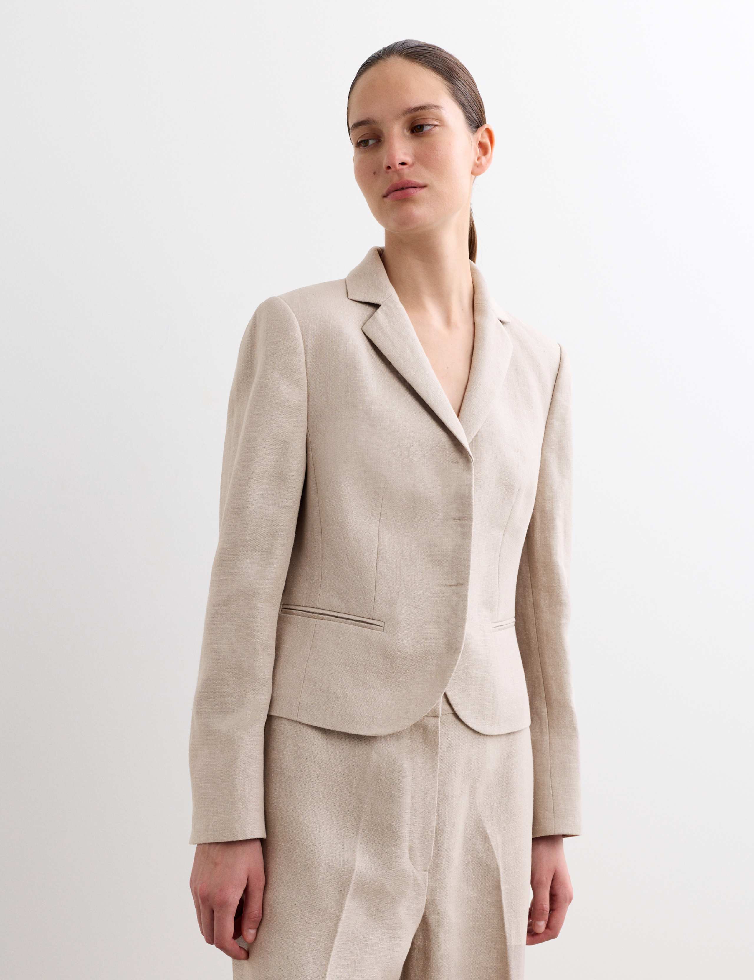 Pure Linen Short Tailored Jacket 4 of 7