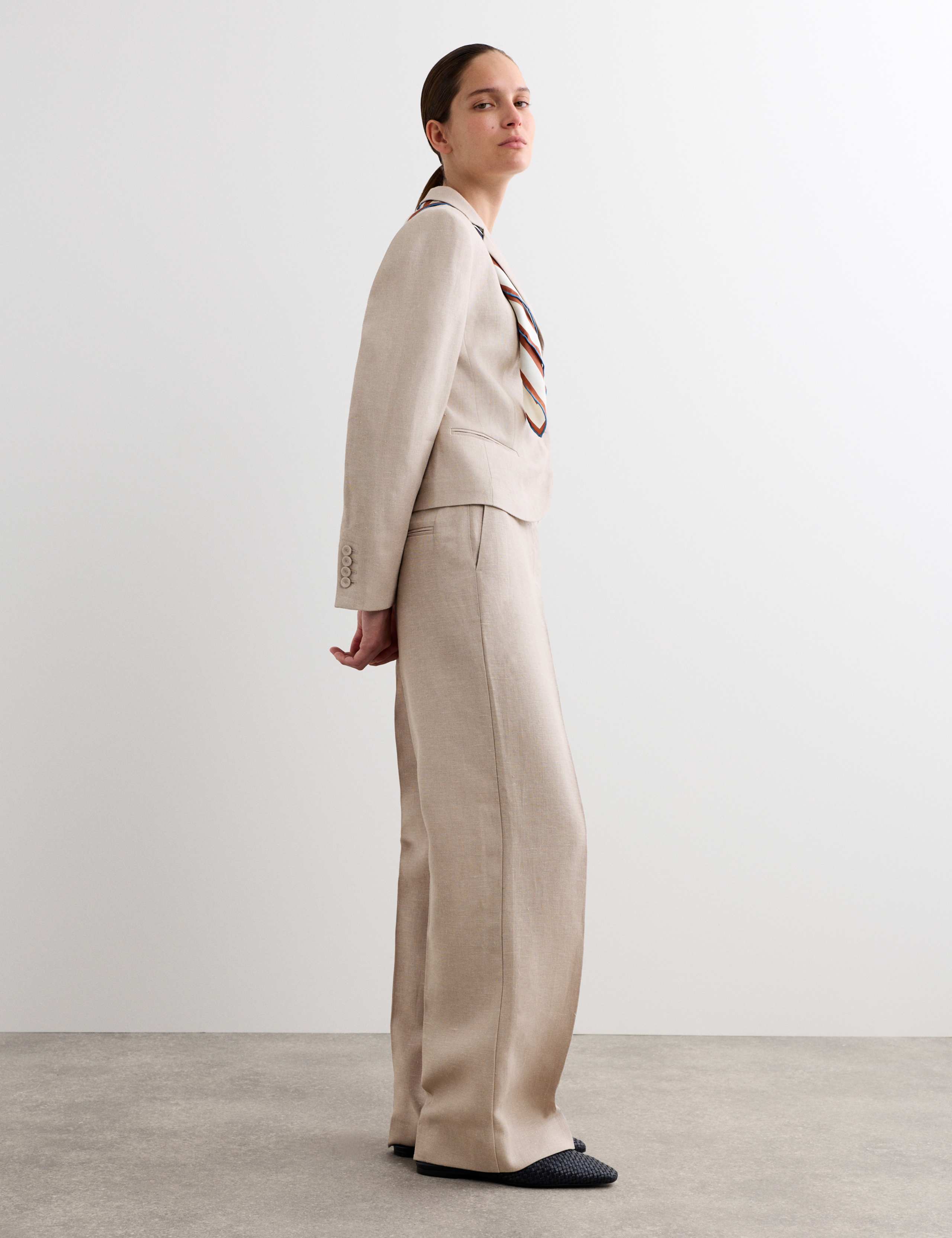 Pure Linen Short Tailored Jacket 6 of 7