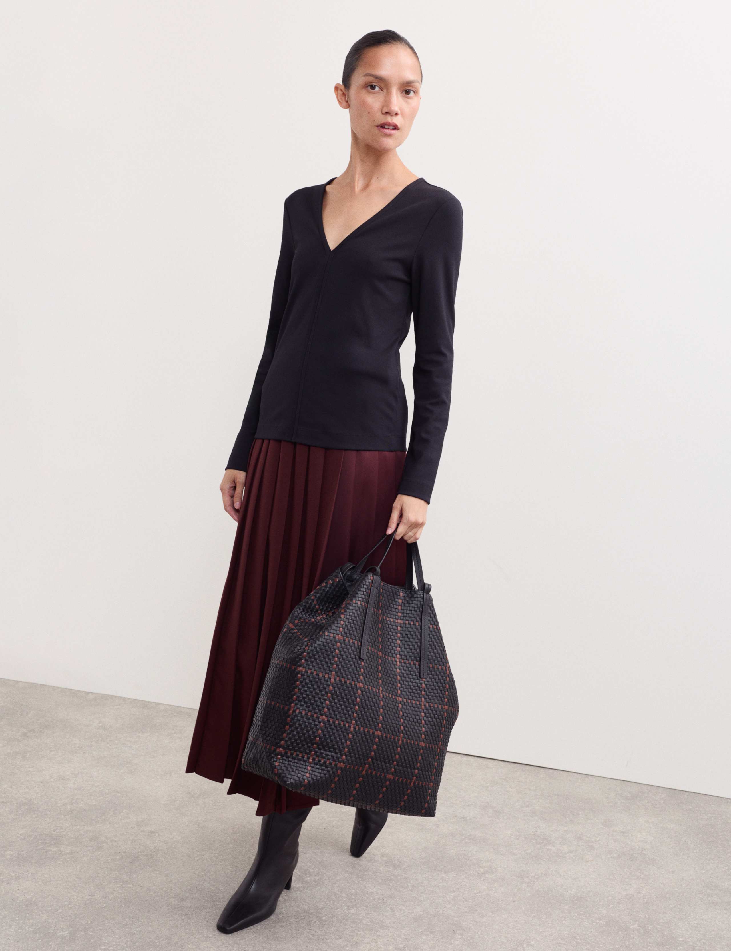 Cotton Modal Blend V-Neck Top 3 of 6