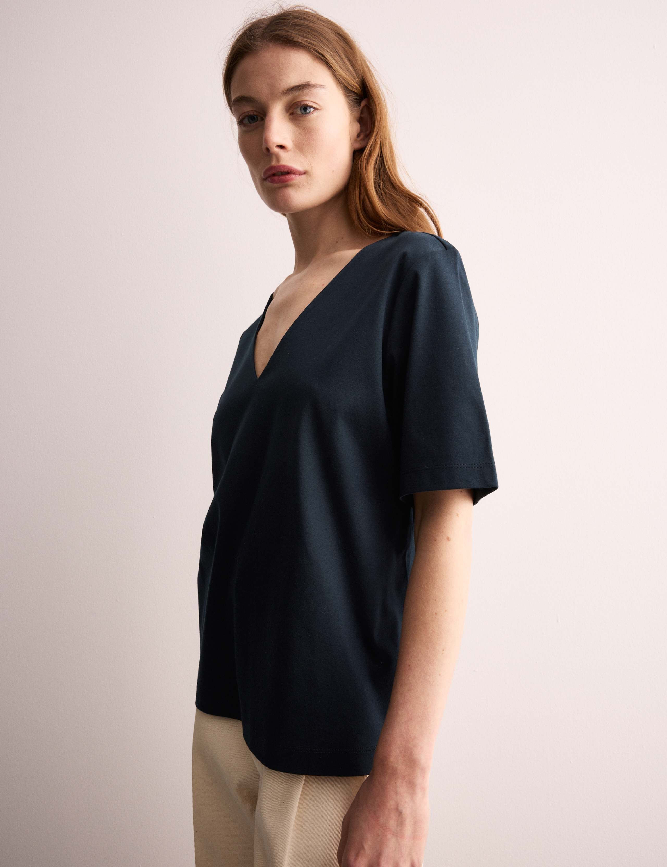 Mercerised Cotton V-Neck Boxy T-shirt 3 of 6