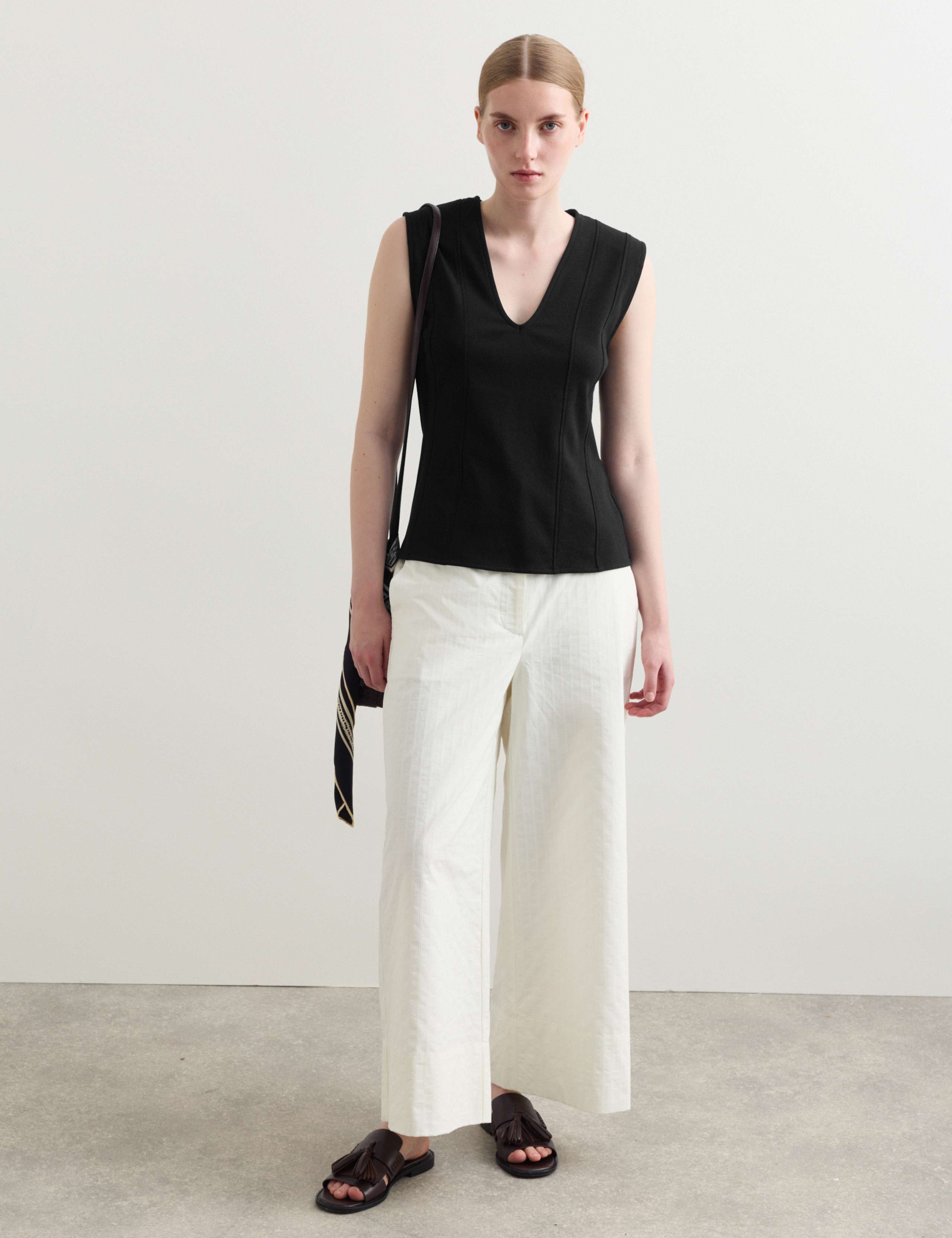 Jersey V-Neck Vest Top 4 of 6