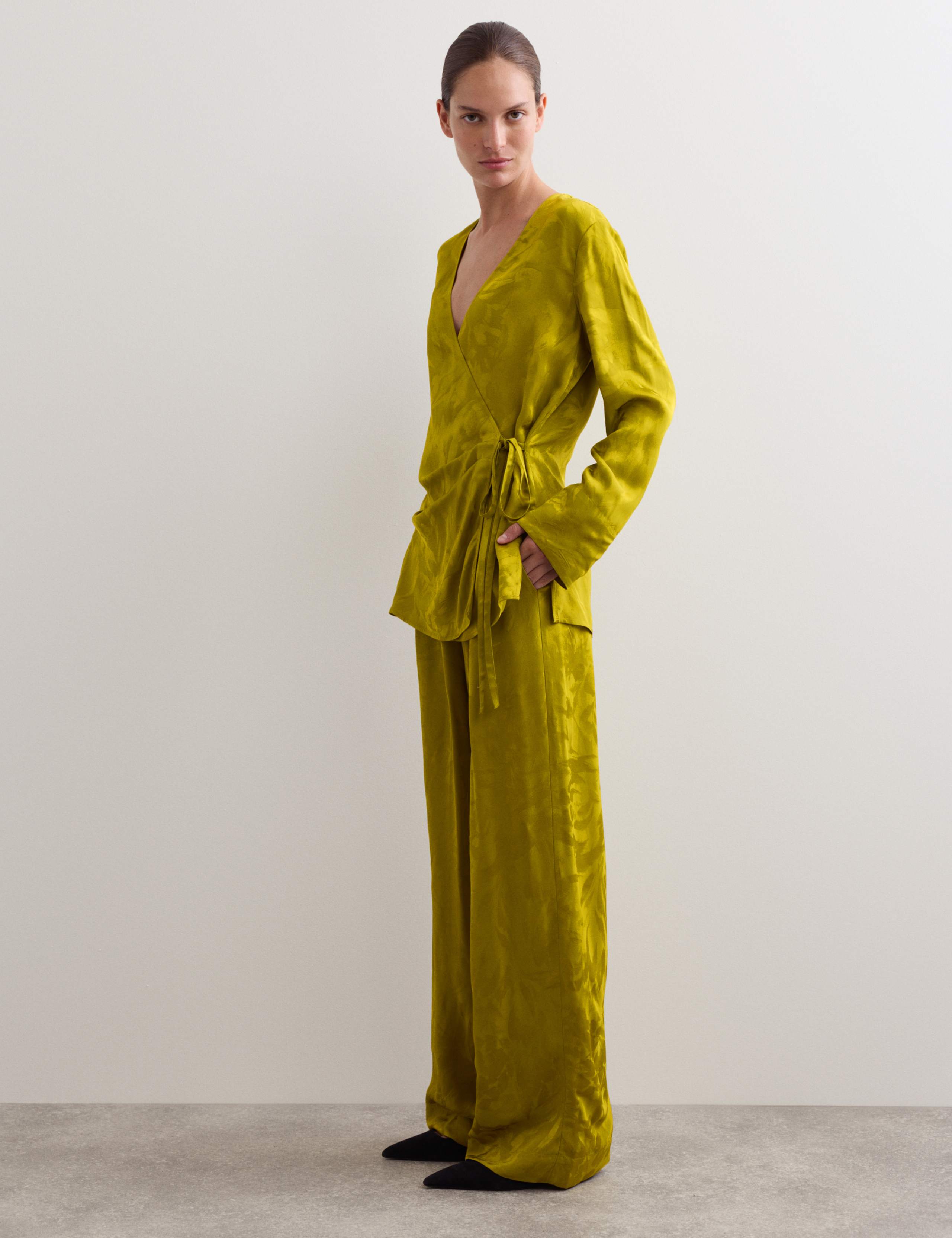 Avocado Oil Viscose Jacquard Trouser 5 of 8