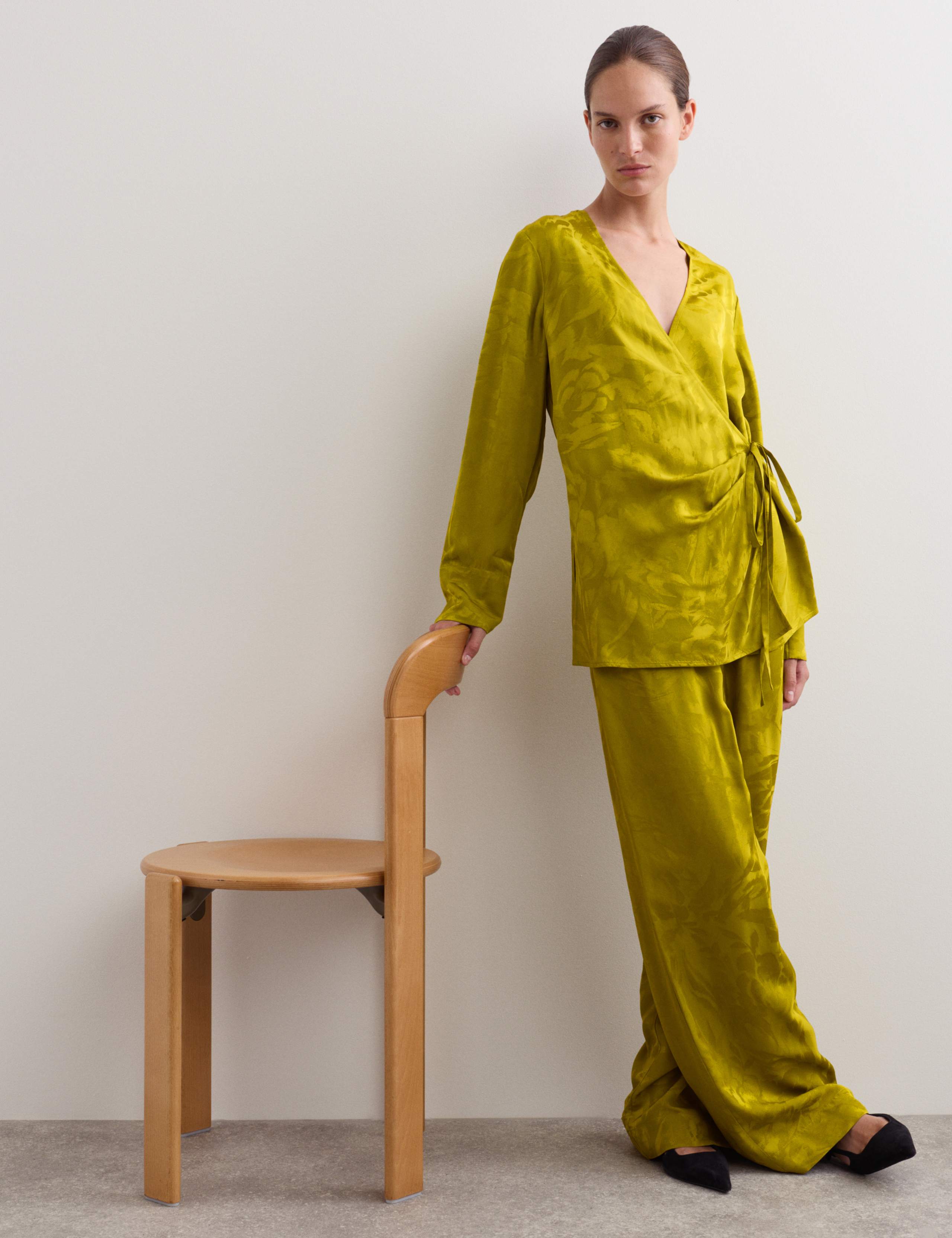 Avocado Oil Viscose Jacquard Trouser 7 of 8
