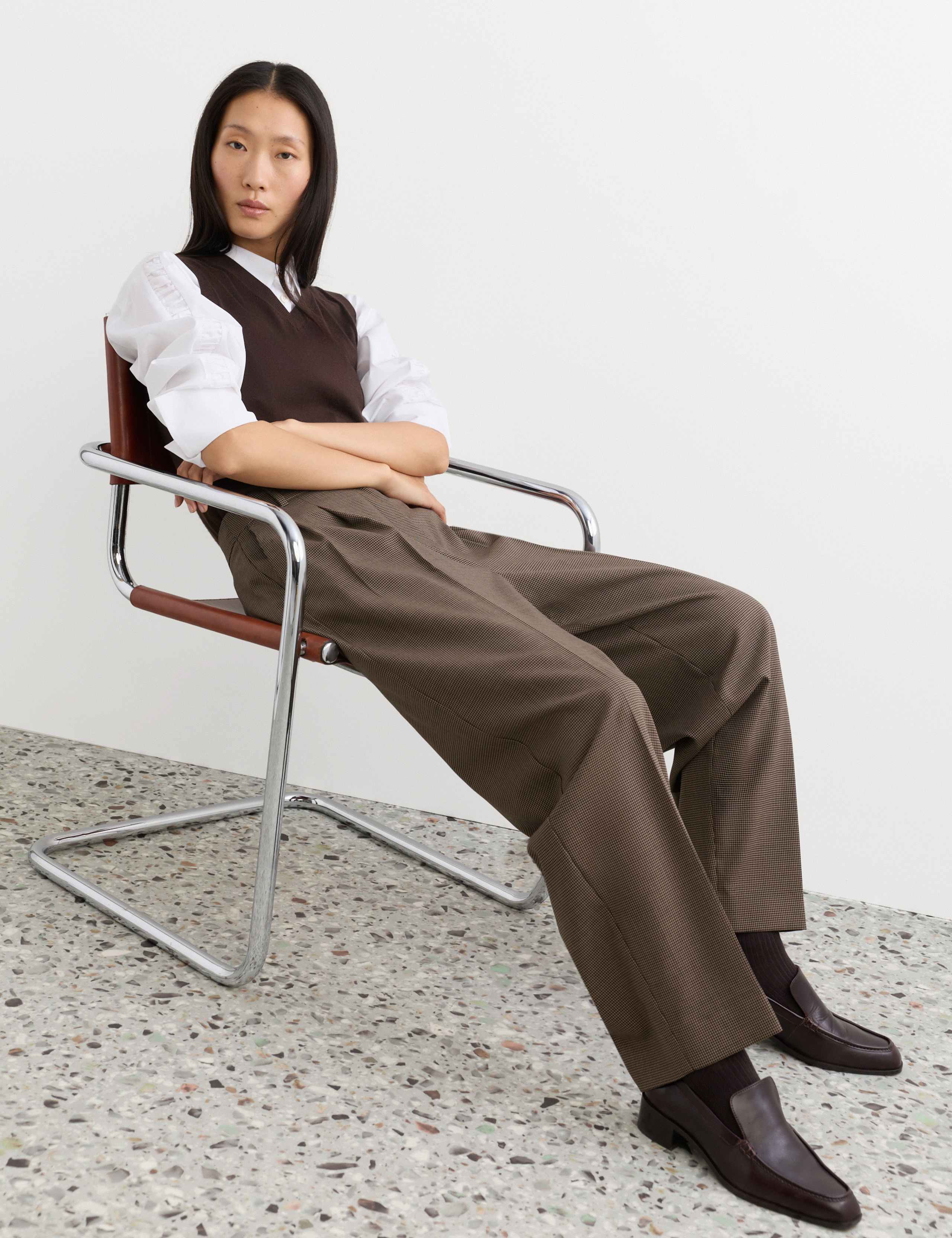 Wool Rich Dogtooth Pleat Front Tapered Trousers 6 of 6