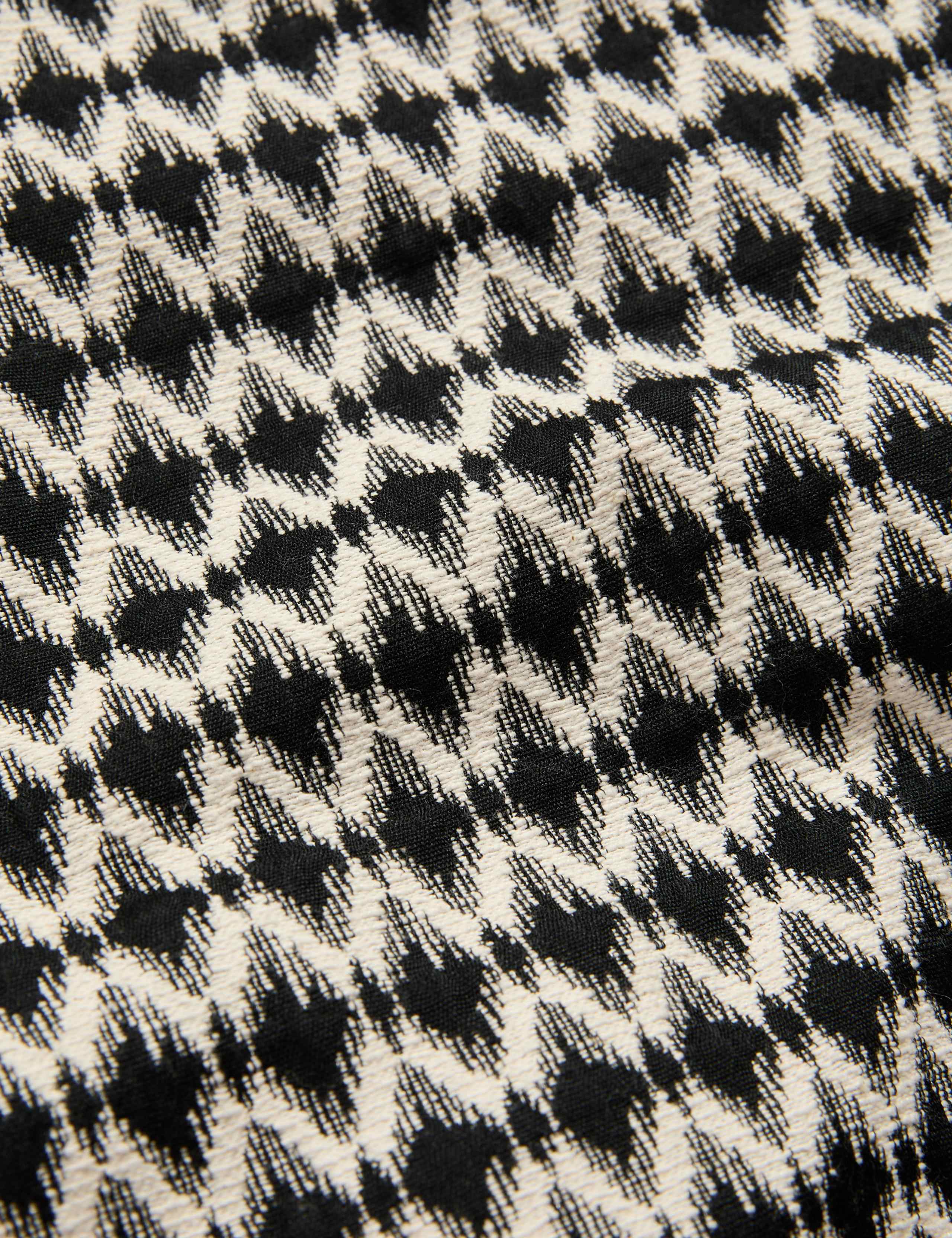 Geo Jacquard Tapered Trouser 7 of 7