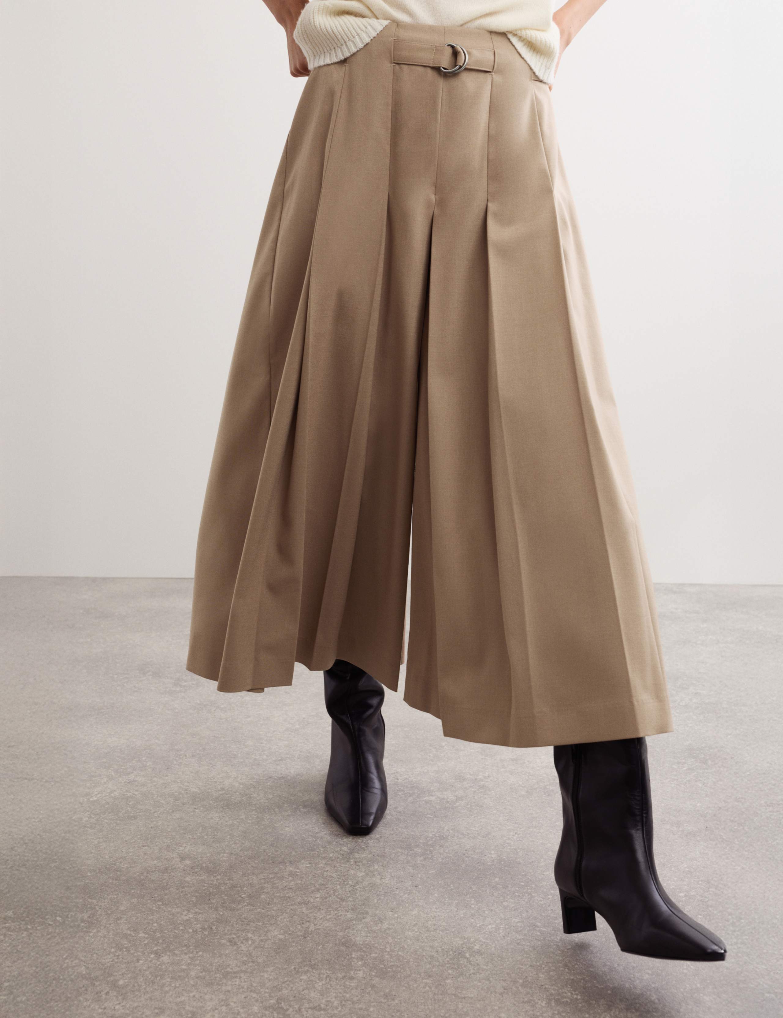 Pleated Culottes with Wool 3 of 8