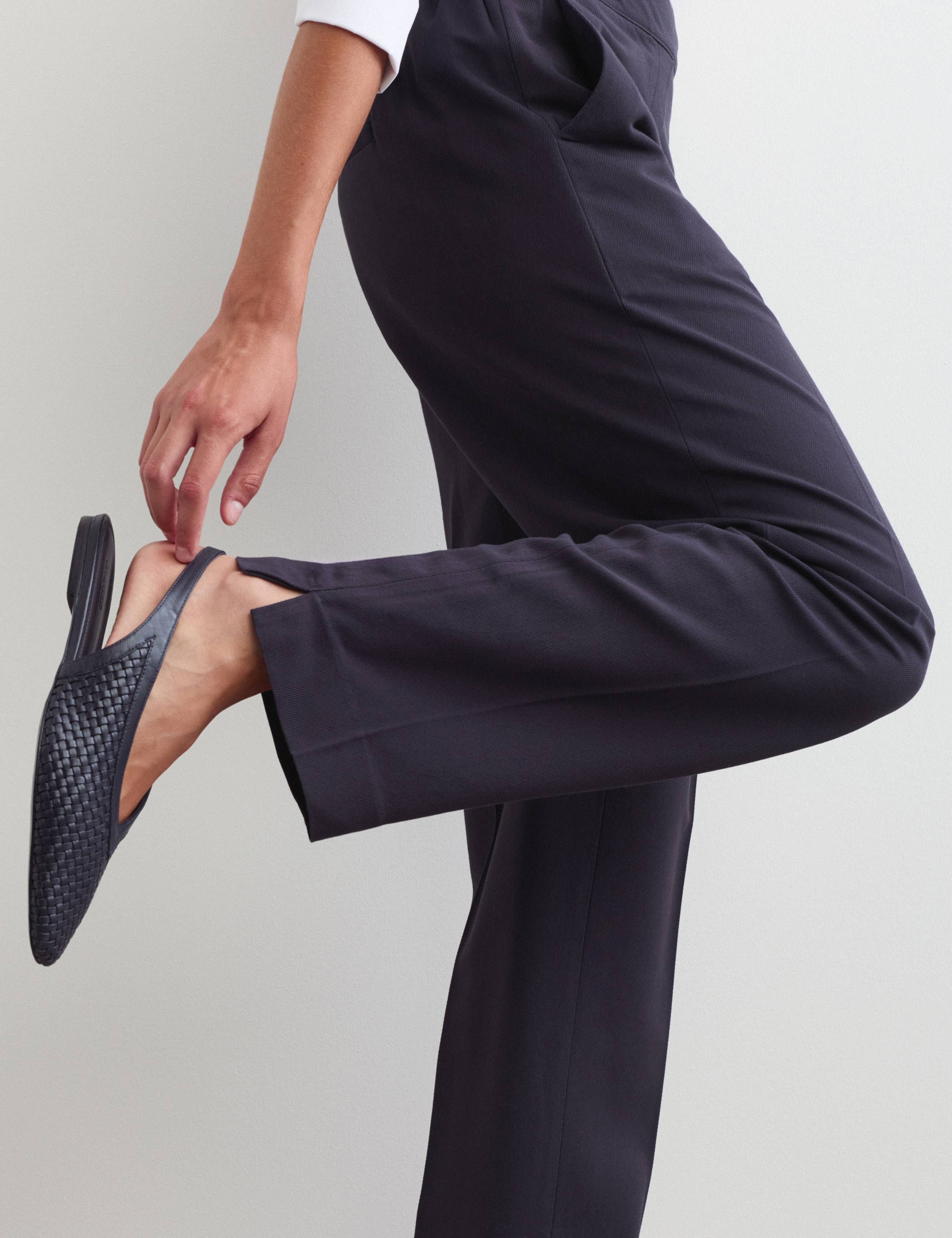 Tapered Trousers with Wool 4 of 7