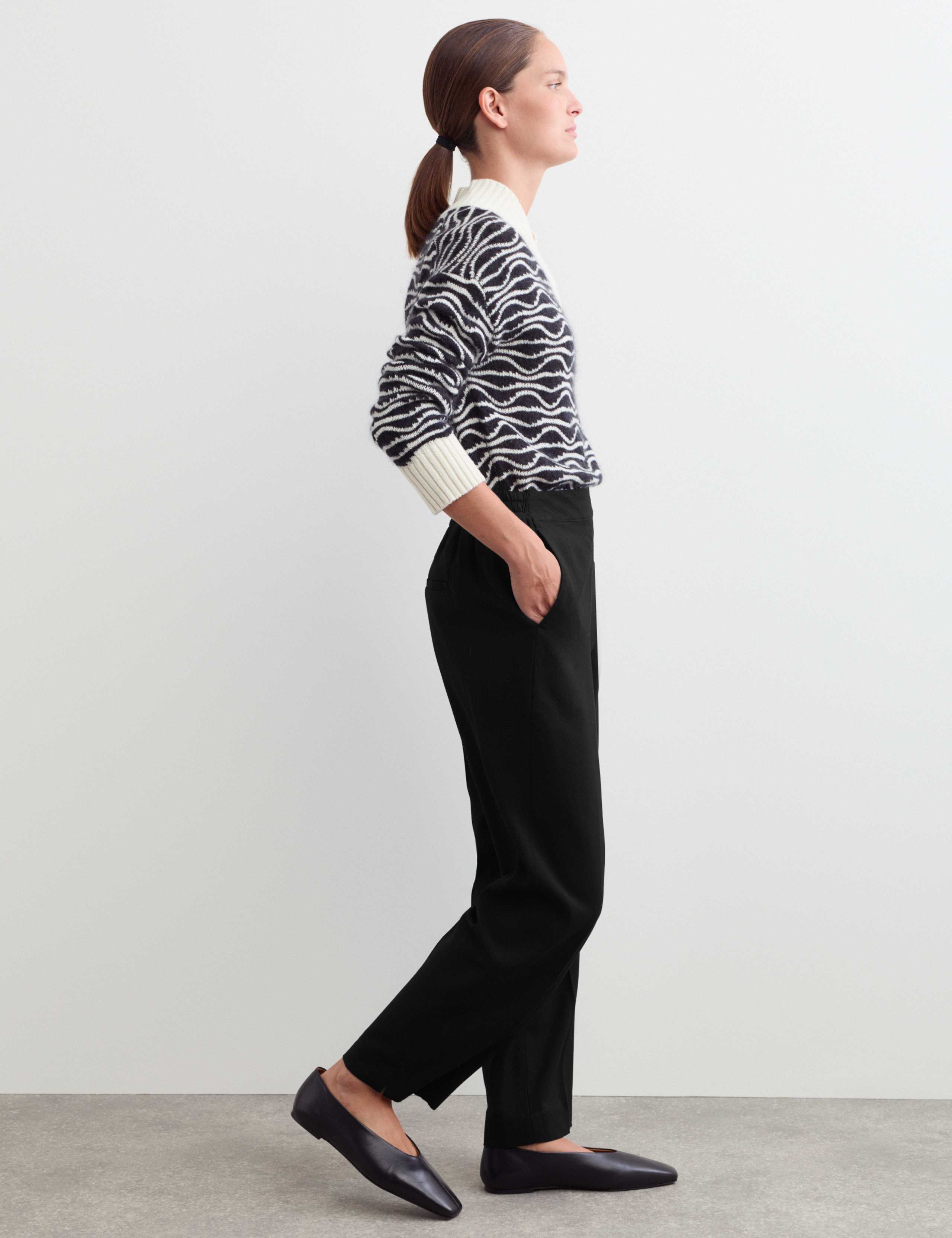 Tapered Trousers with Wool 7 of 7