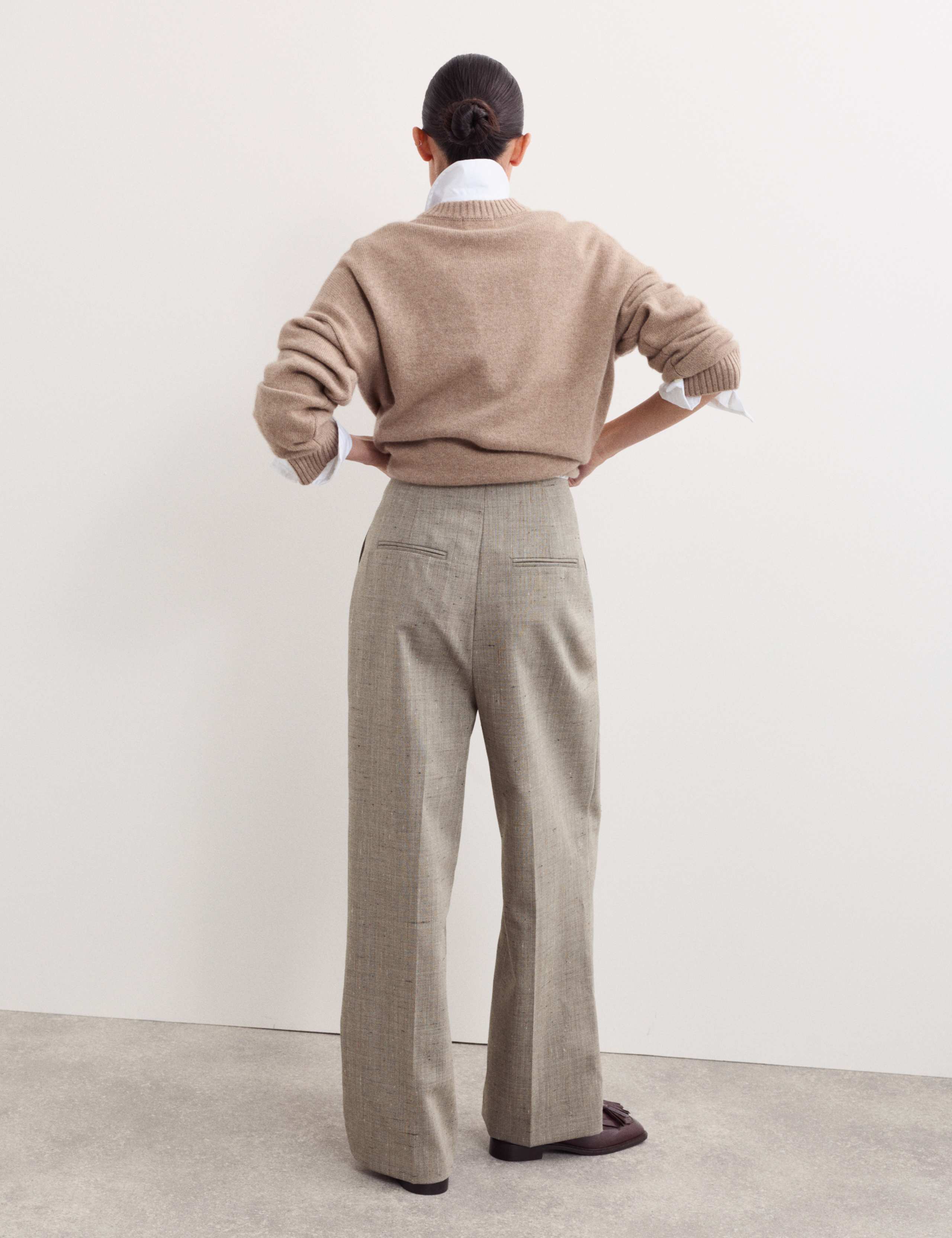 Italian Wool Rich Pleat Front Wide Leg Trousers 7 of 8