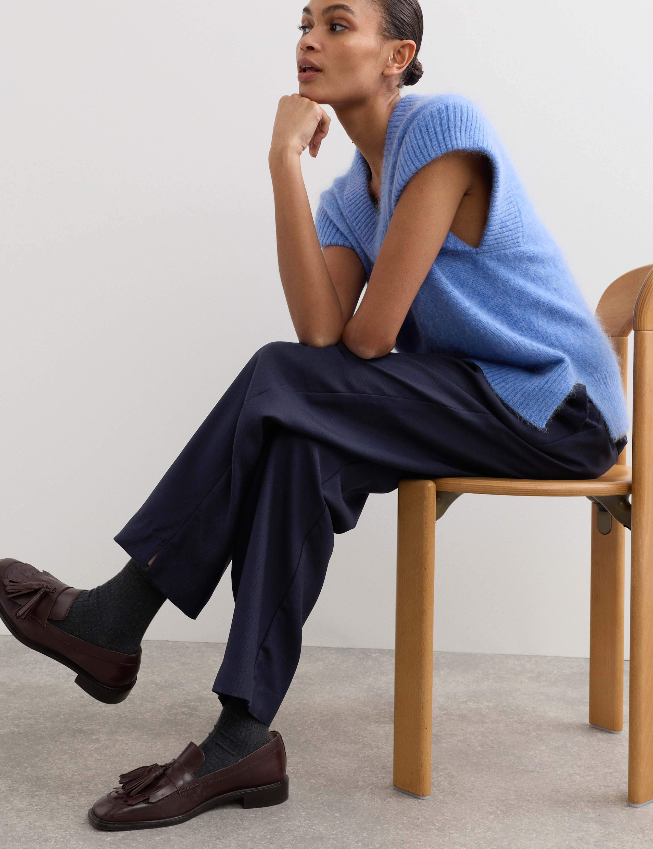 Lyocell Rich Elasticated Waist Tapered Trousers 3 of 6