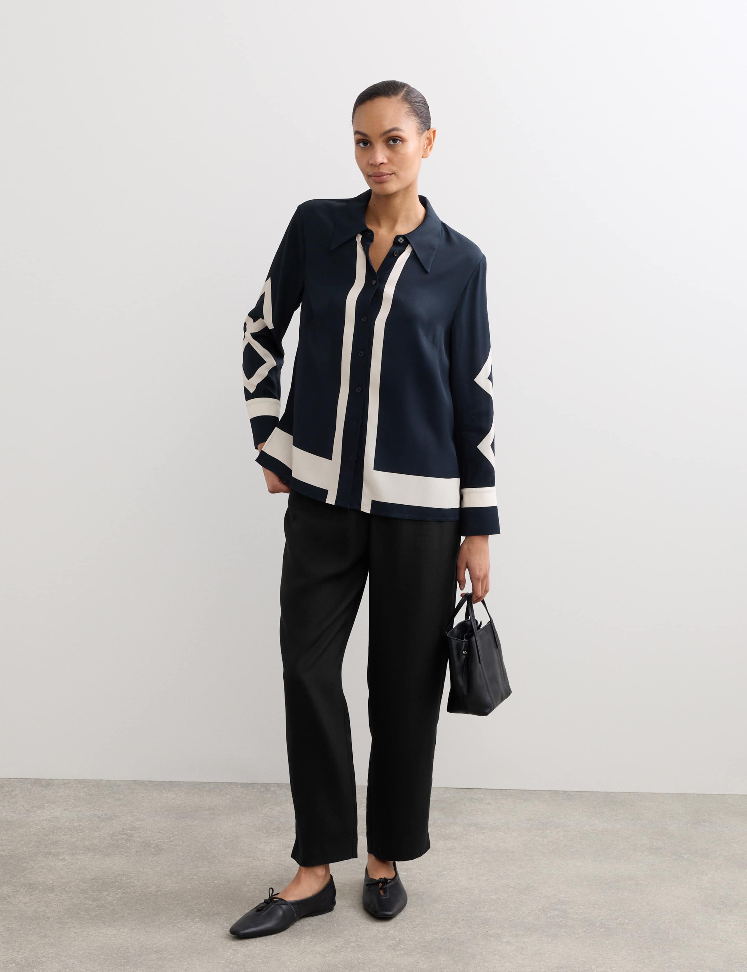 Lyocell Rich Elasticated Waist Tapered Trousers 3 of 8