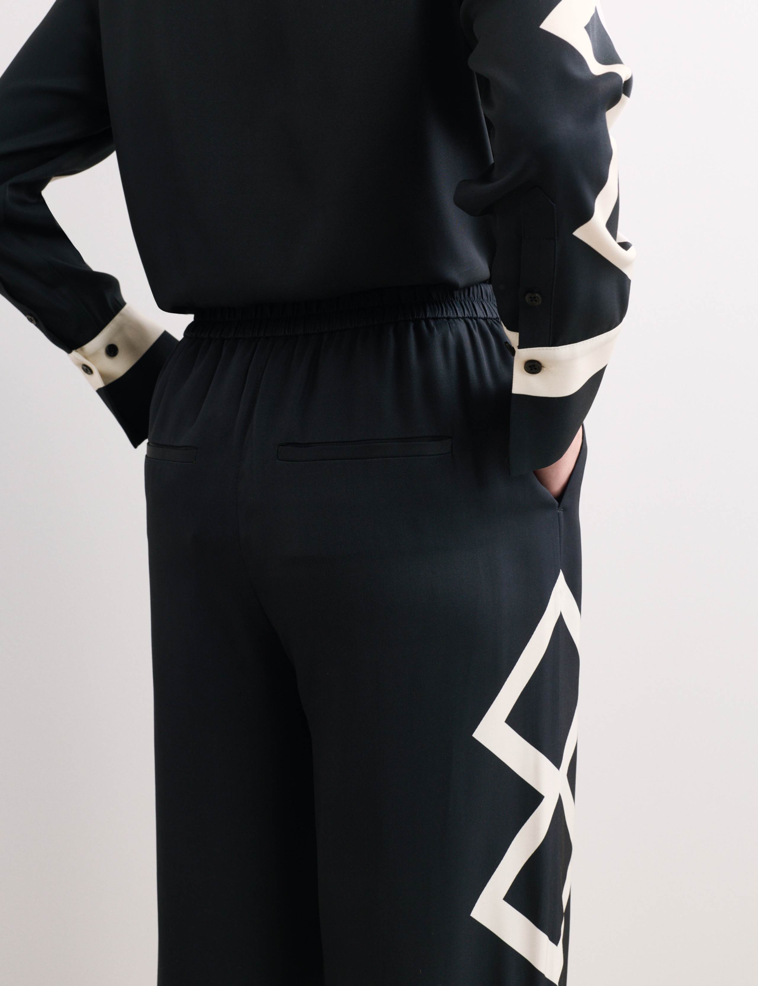 Geometric Jacquard Wide Leg Trousers 4 of 7