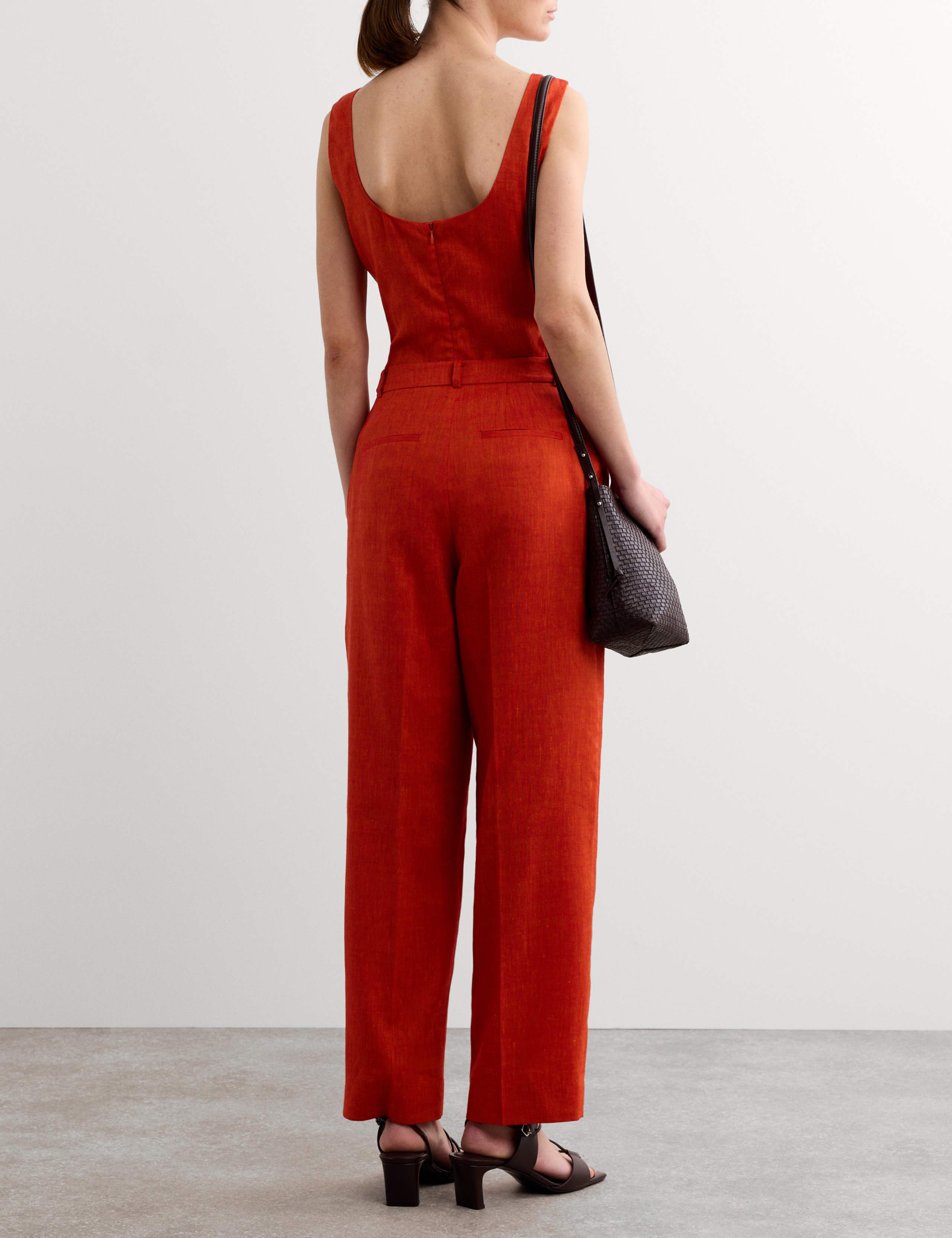 Linen Rich Tapered Trousers with Wool 7 of 7