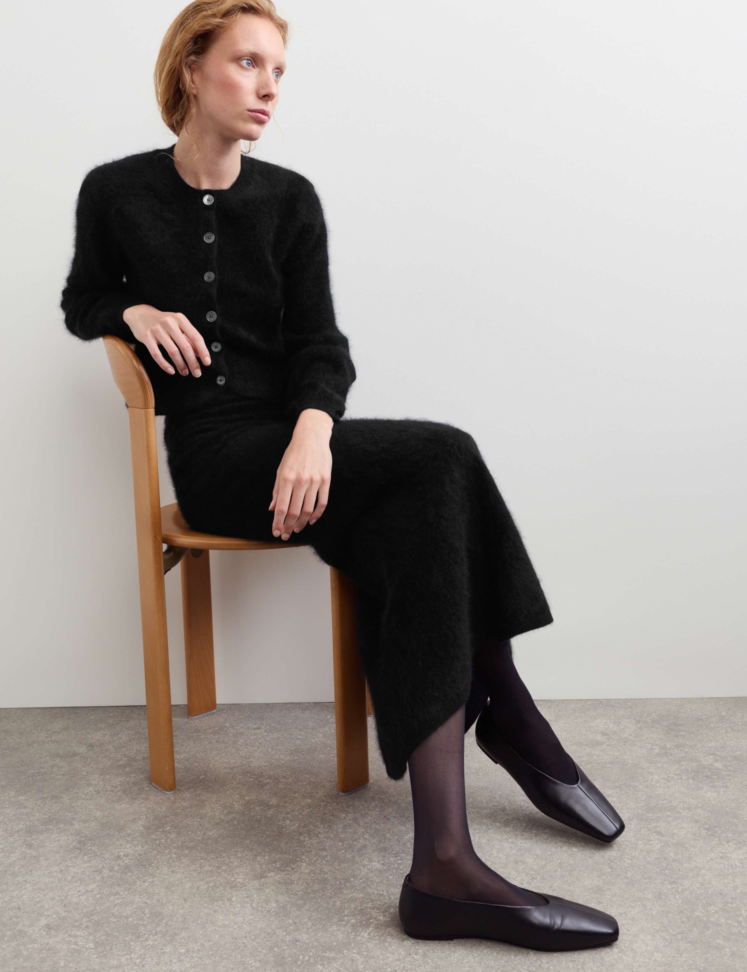Midaxi Skirt with Cashmere 4 of 7