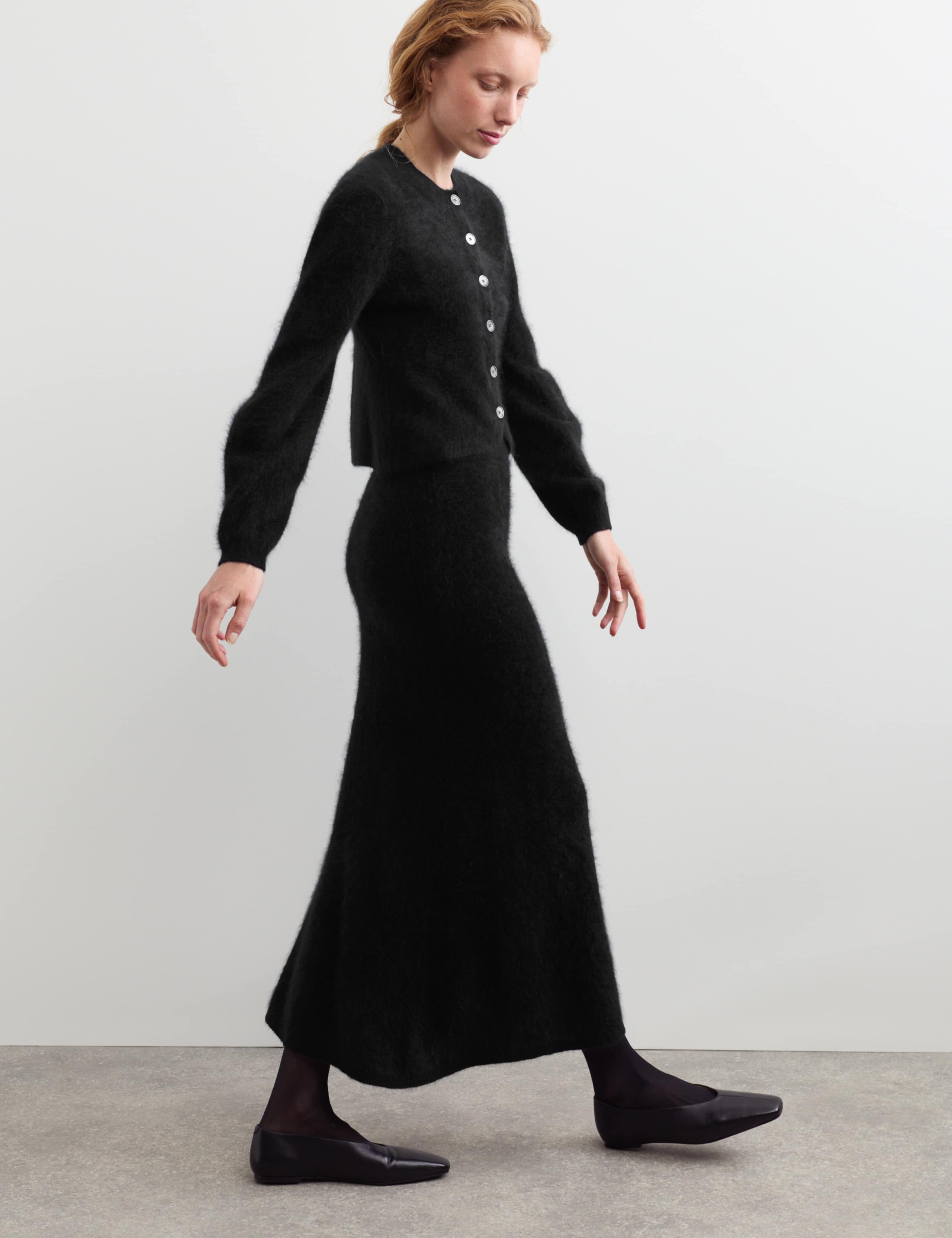 Midaxi Skirt with Cashmere 6 of 7