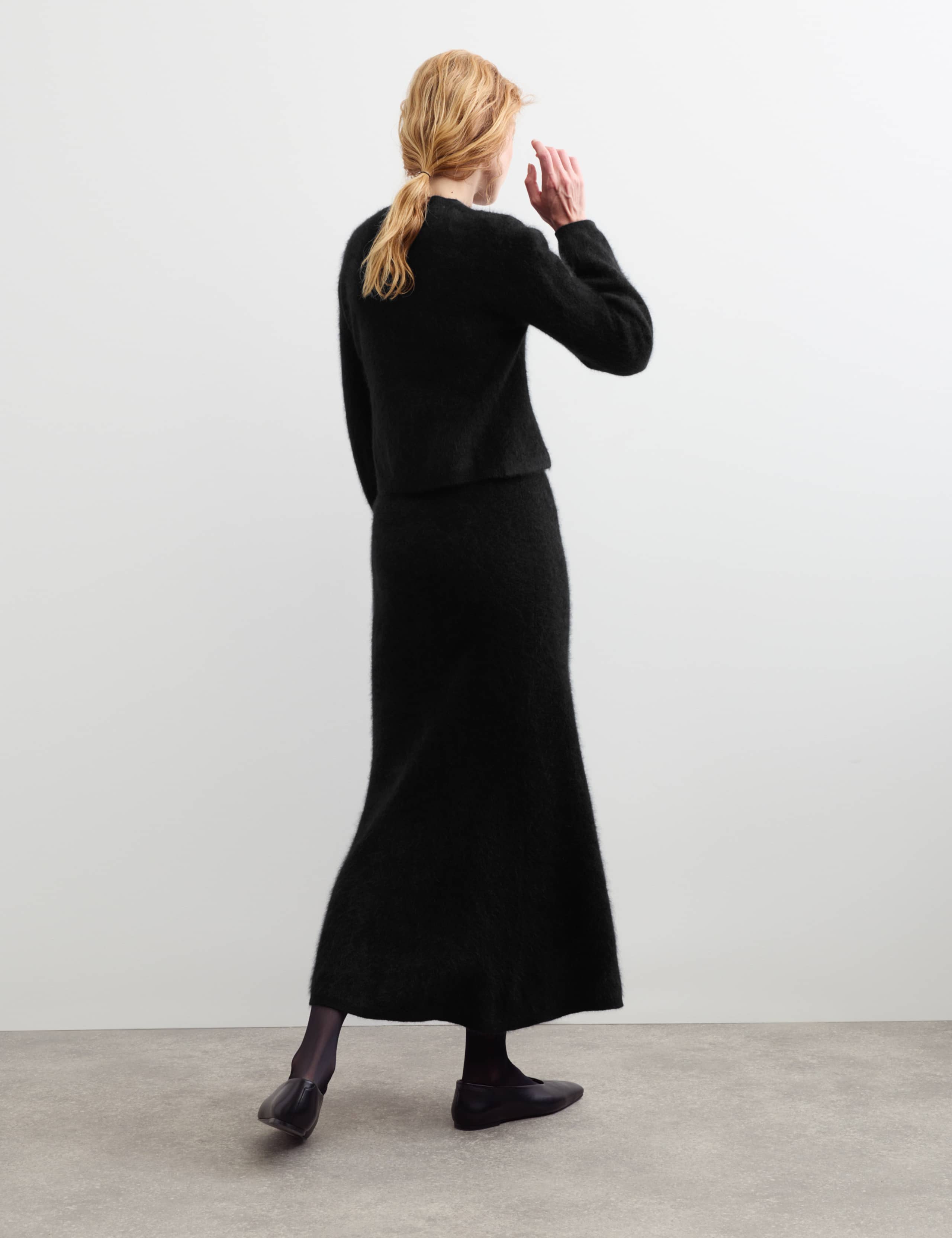 Midaxi Skirt with Cashmere 7 of 7