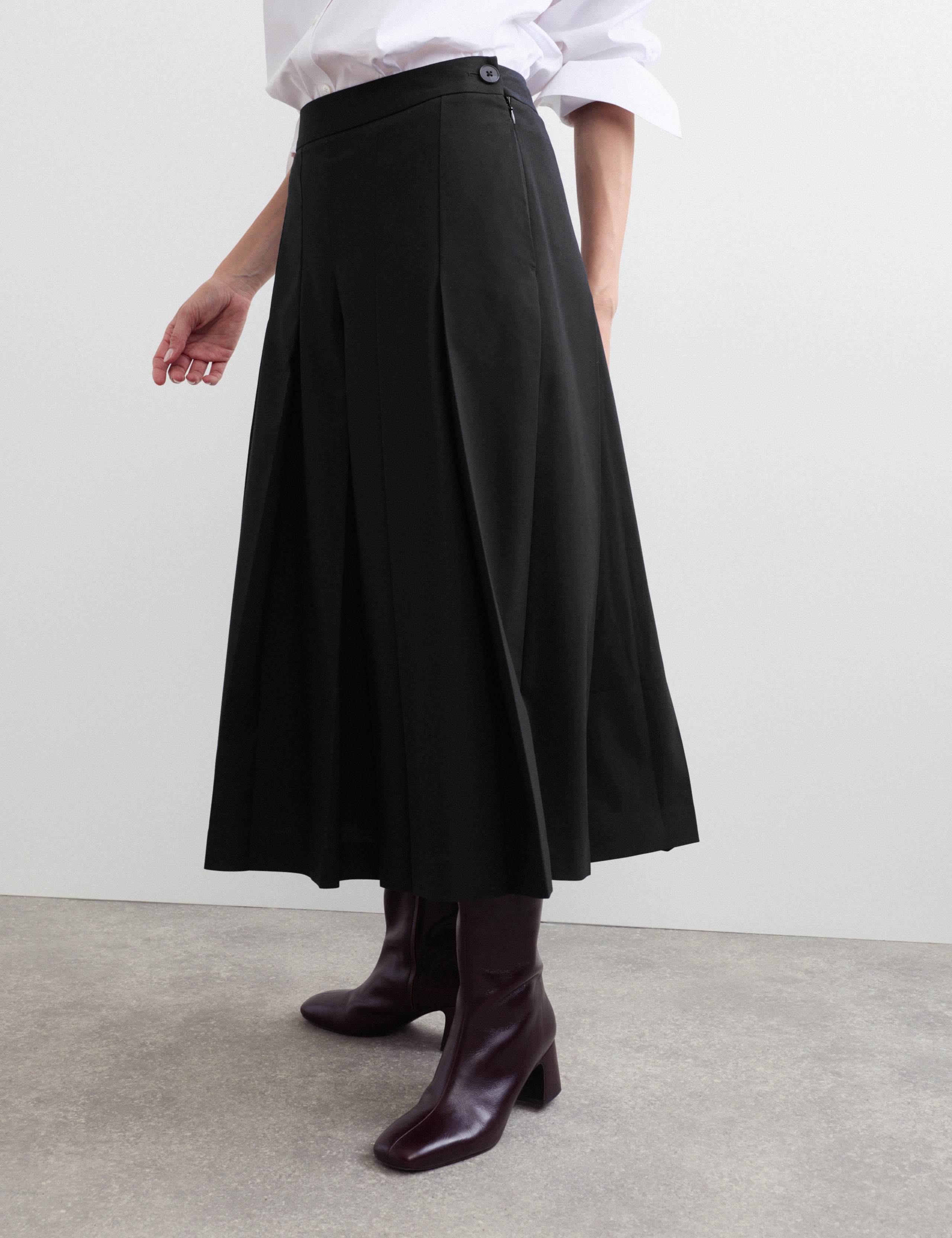 Pleated Wide Leg Culottes with Wool 4 of 8