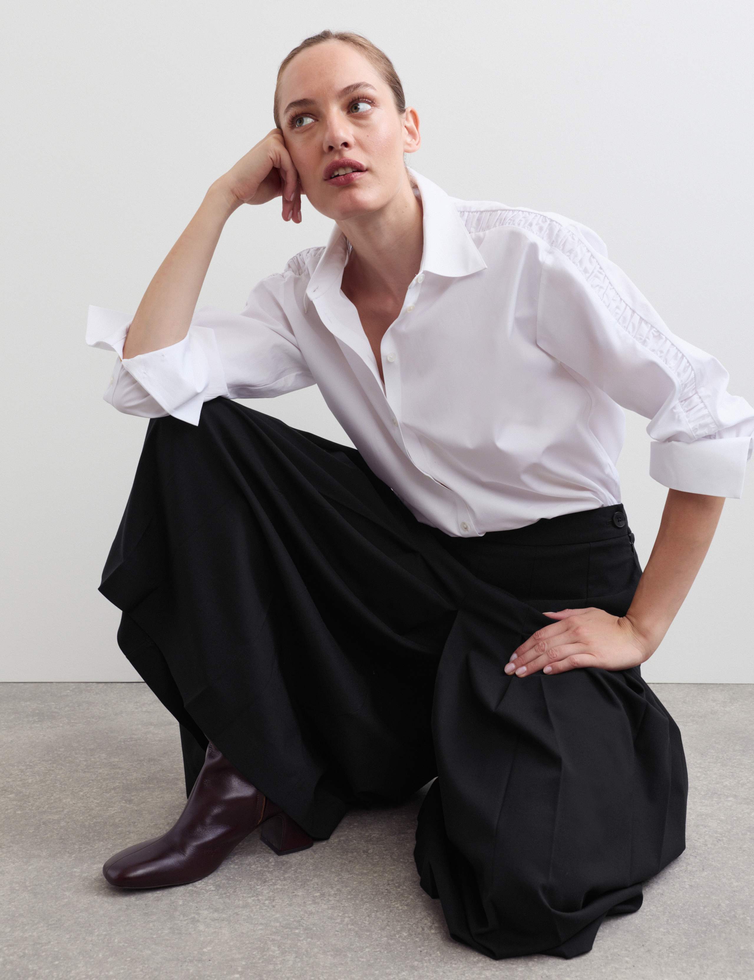 Pleated Wide Leg Culottes with Wool 5 of 8