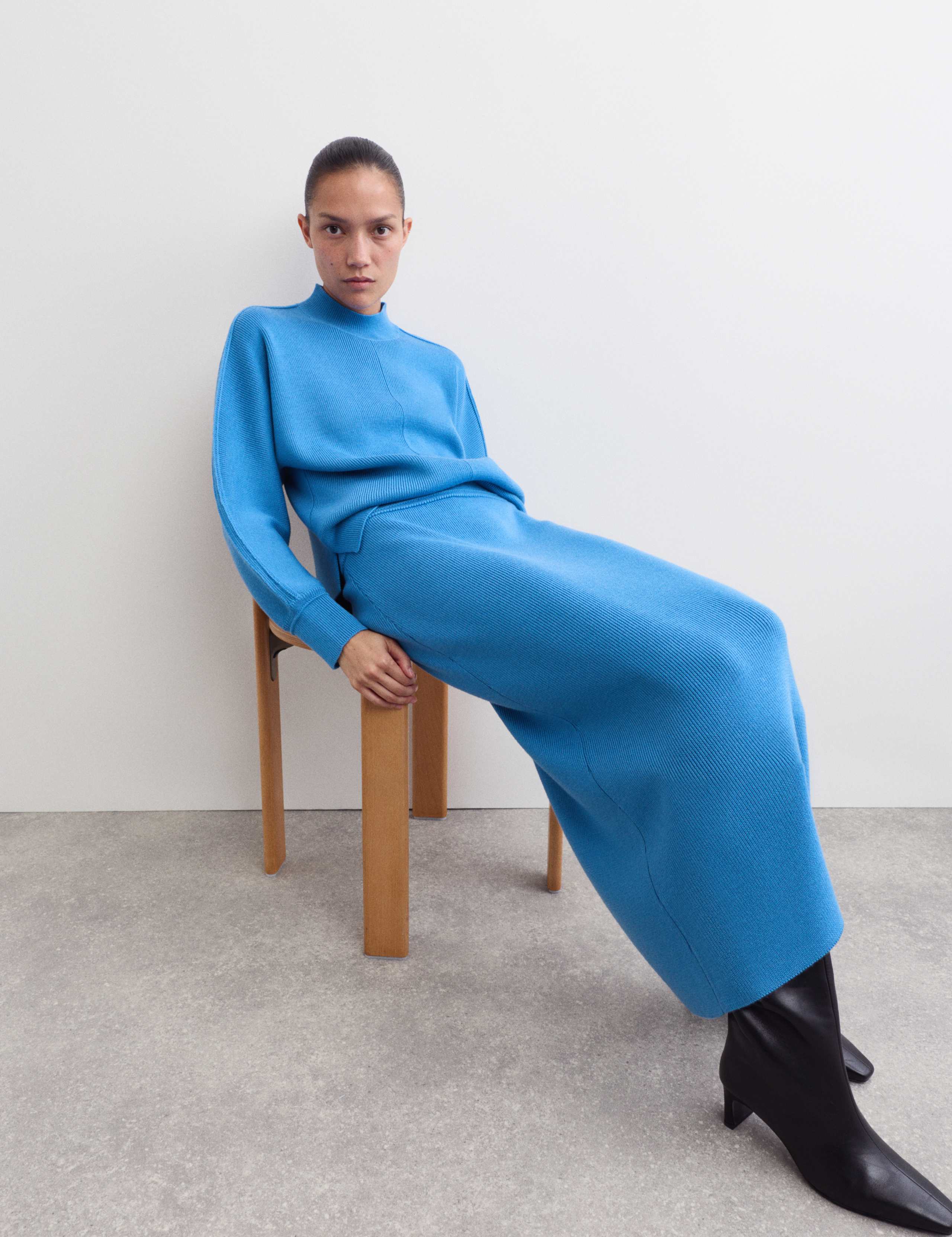 Pure Merino Wool Midi Knitted Skirt 1 of 7