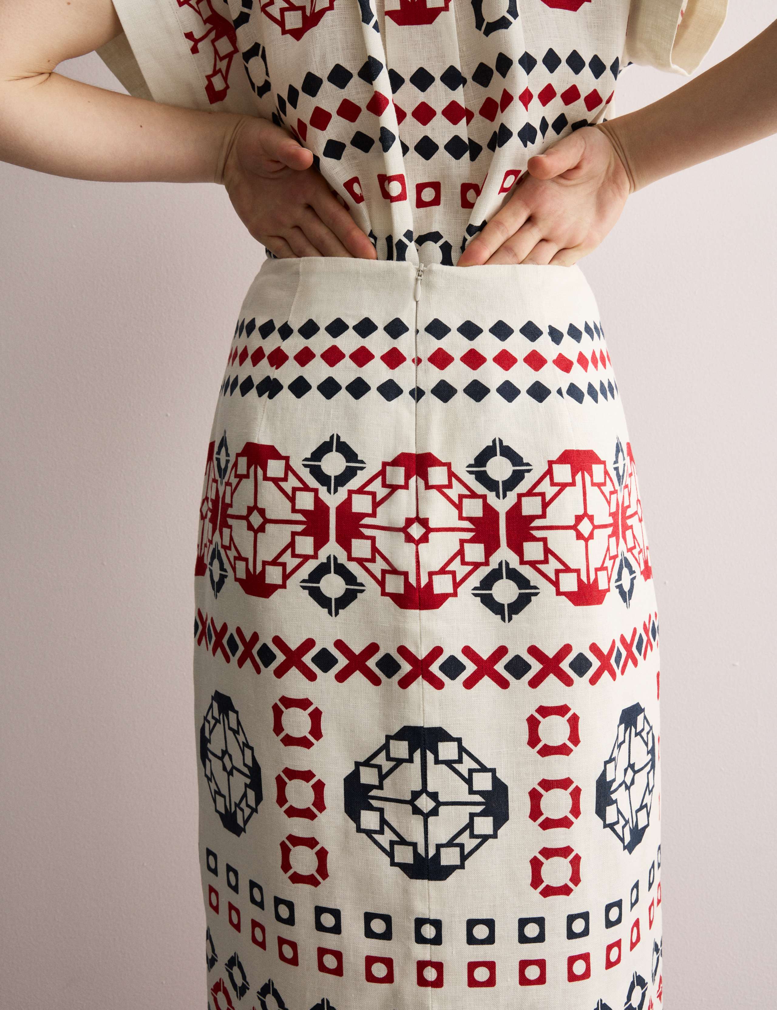 Pure Linen Geometric Midi Column Skirt 6 of 7