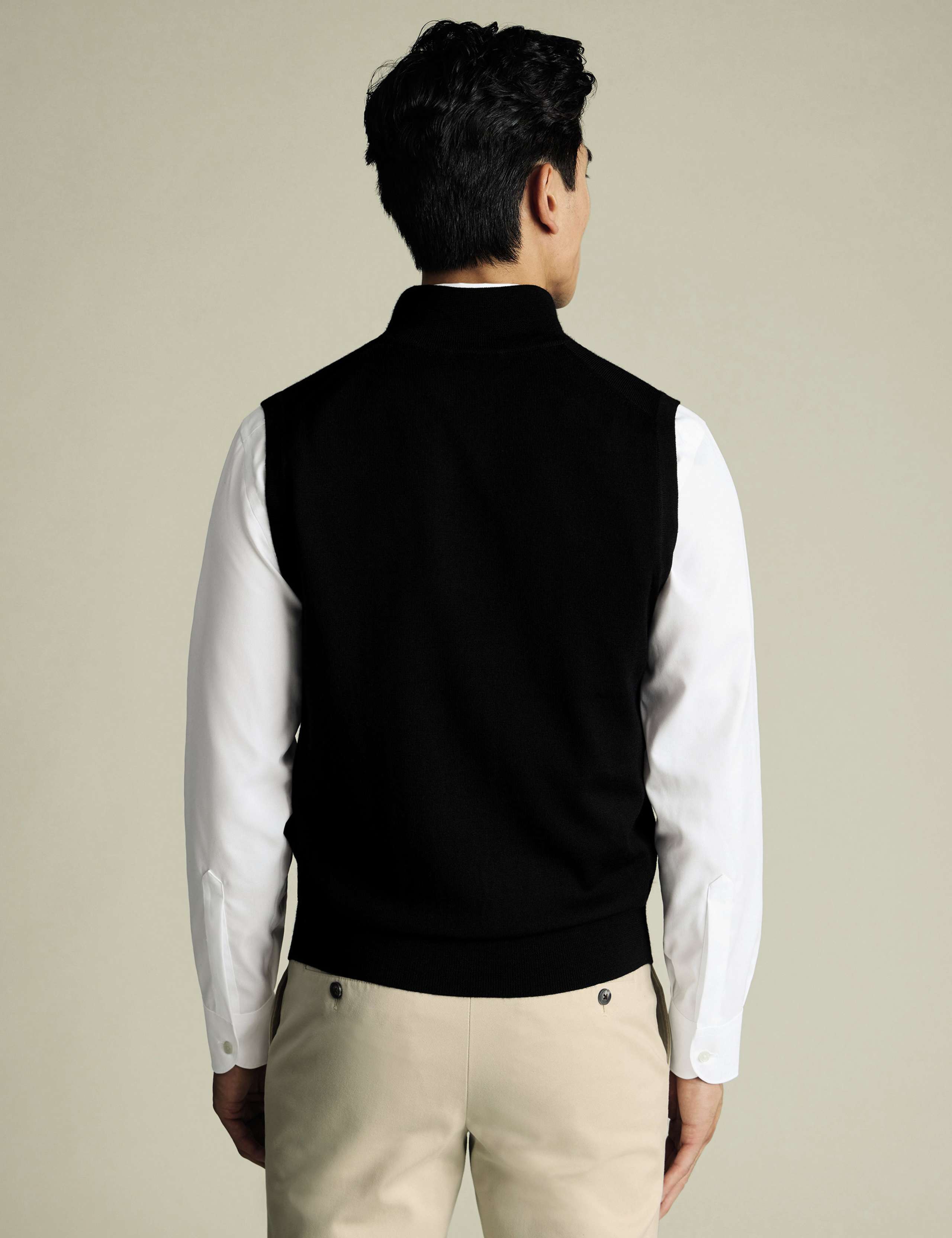 Pure Extra Fine Merino Wool Zip Up Gilet 2 of 3