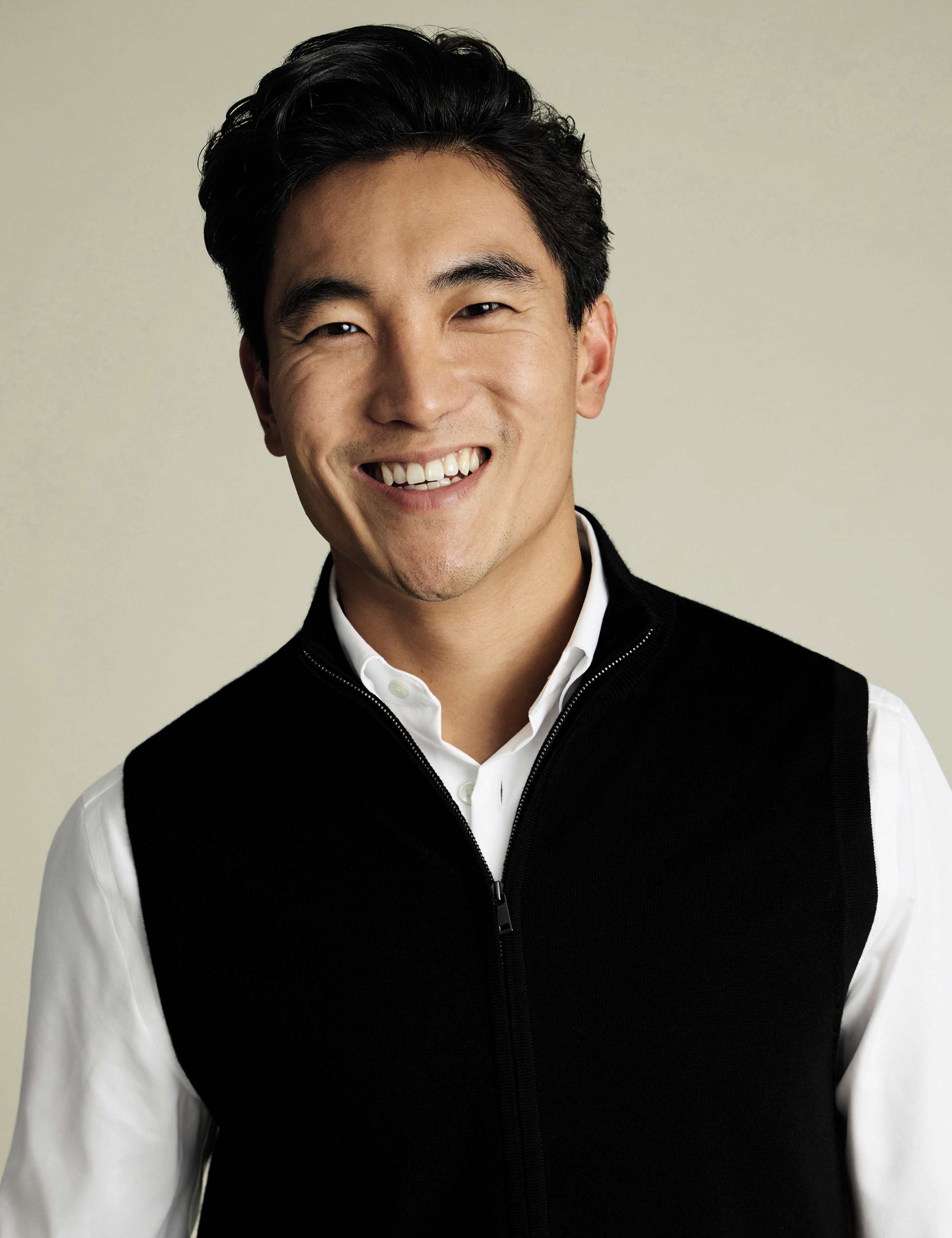 Pure Extra Fine Merino Wool Zip Up Gilet 3 of 3