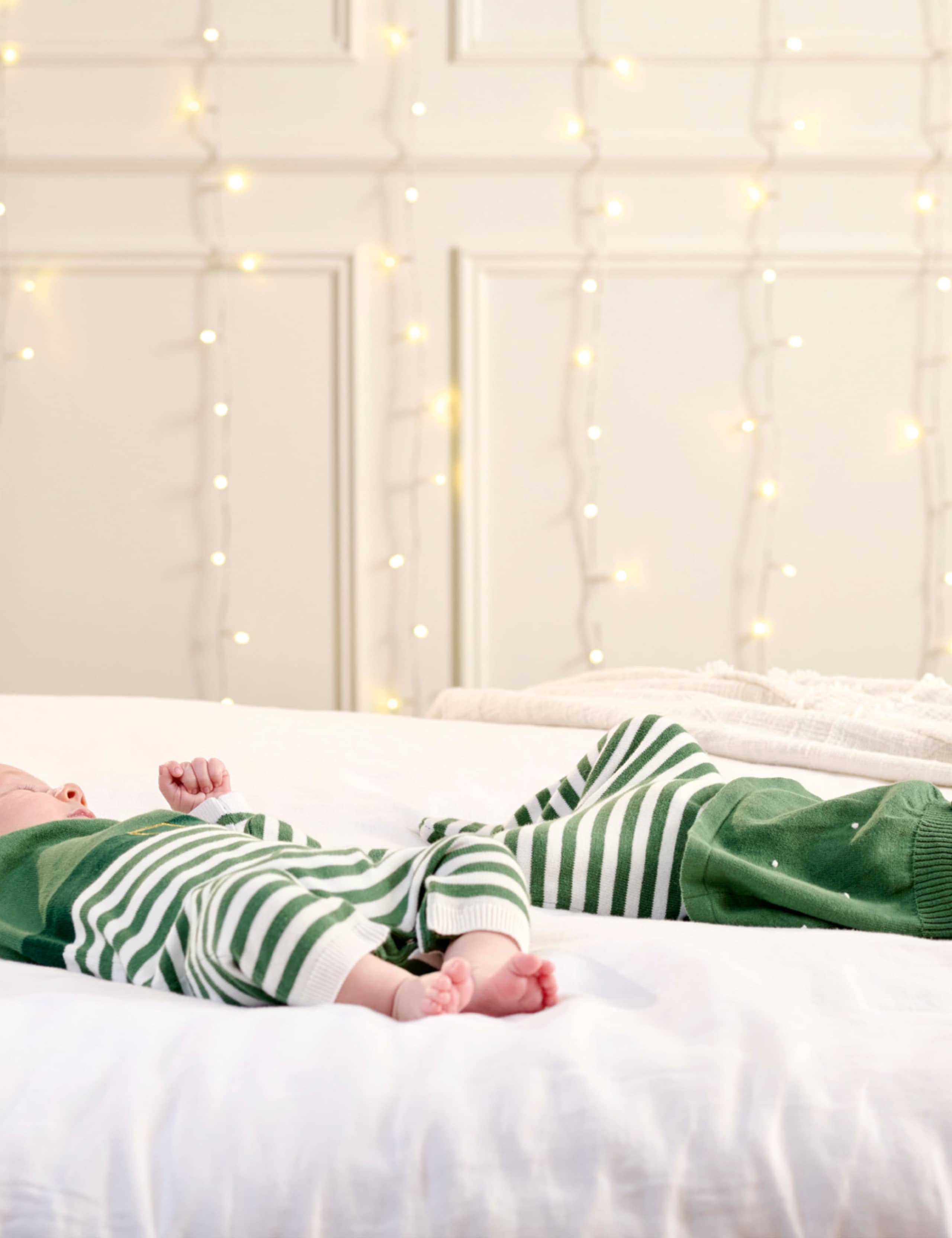 Elf Christmas Knit Top & Leggings (0-1 Yrs) 2 of 6