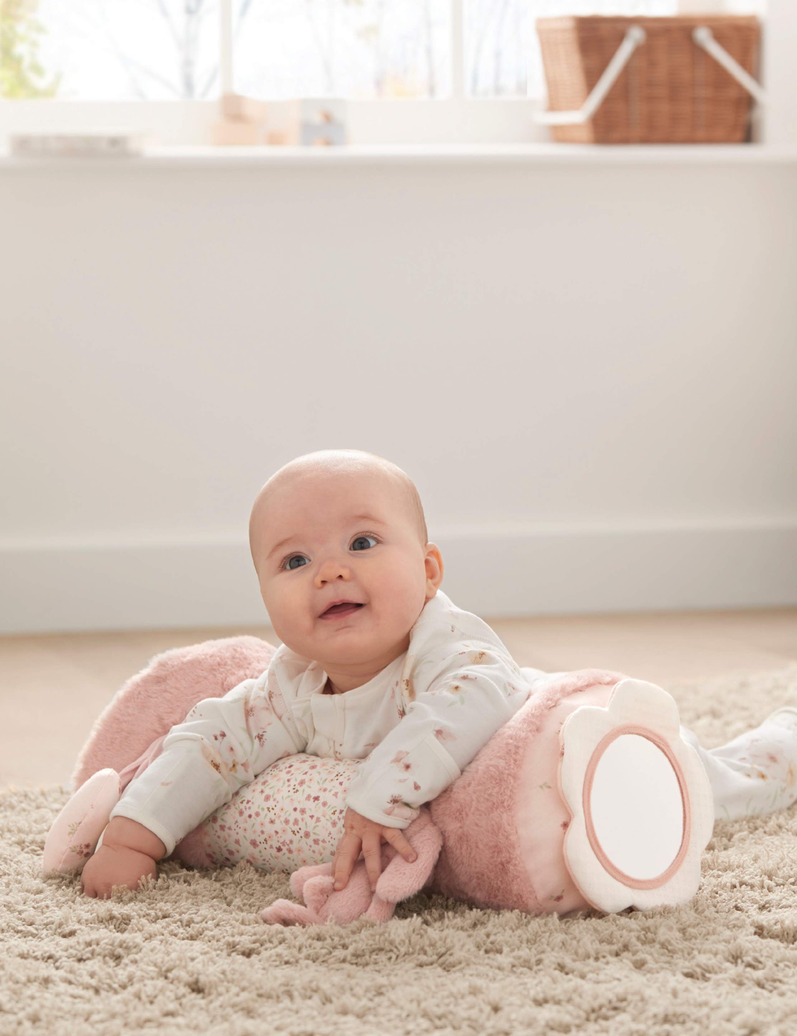 Welcome to the World Tummy Time Roll (7lbs) 2 of 5