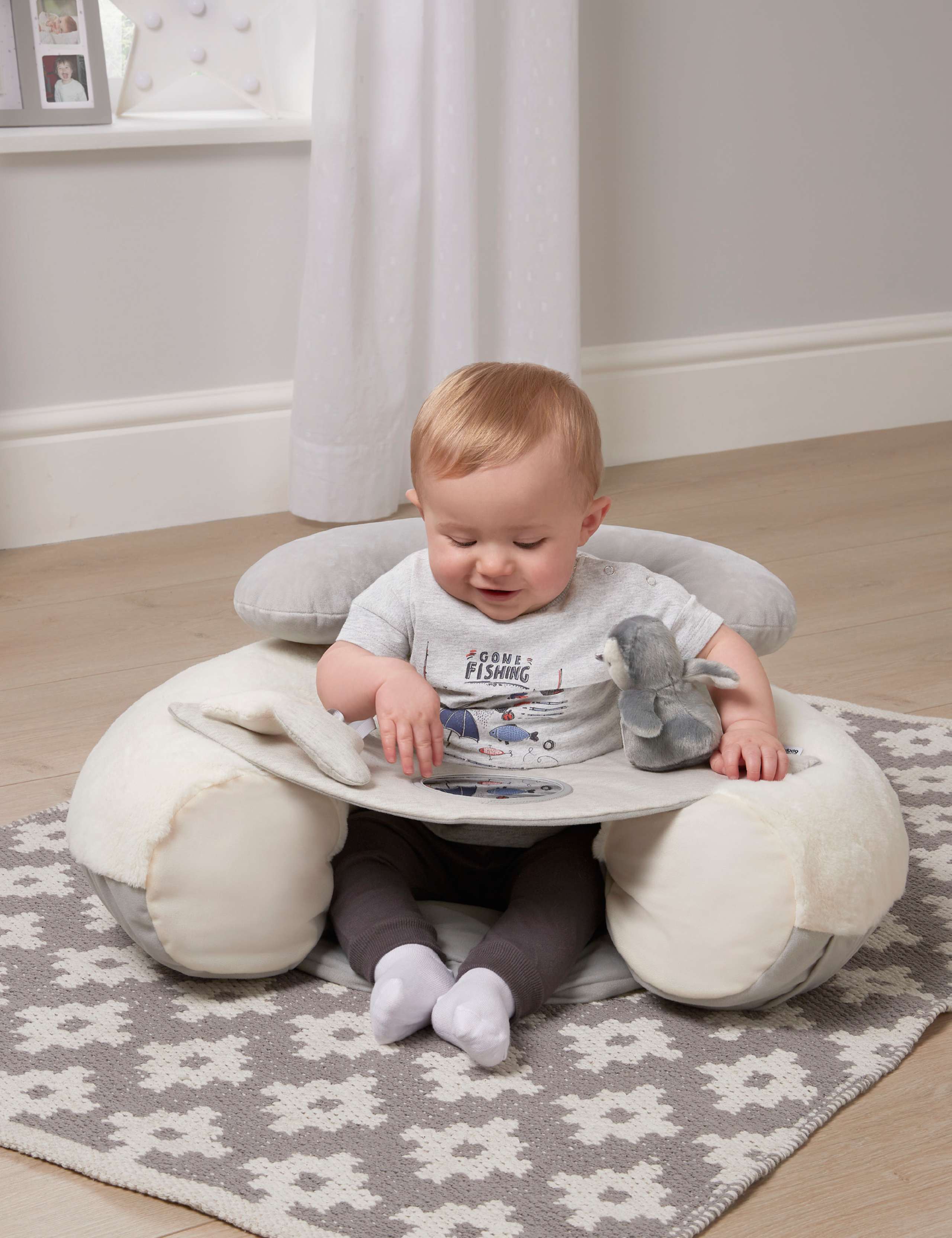 Wish Upon a Cloud Sit & Play Floor Seat (6 Mths) 2 of 7