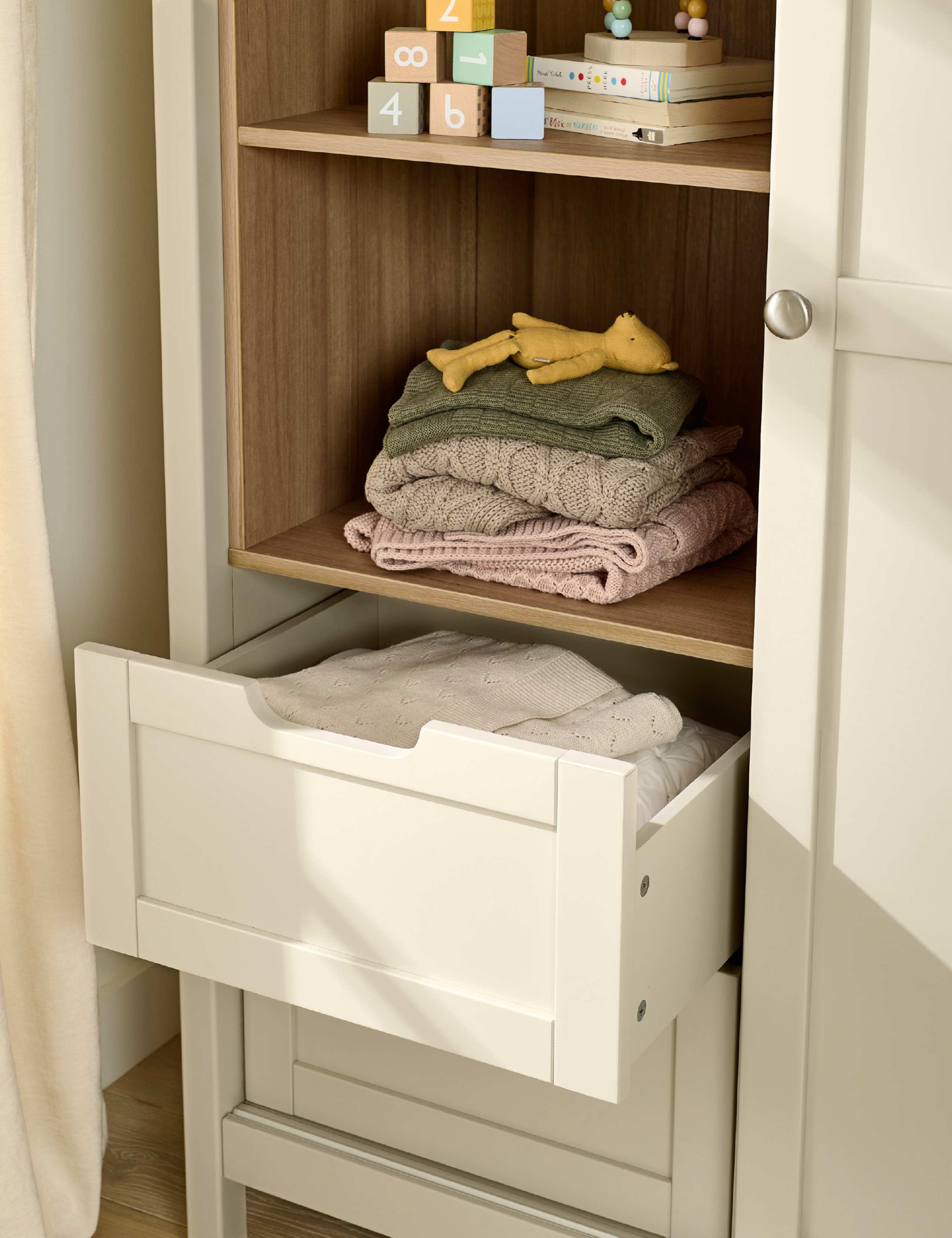 Harwell Wardrobe 6 of 7