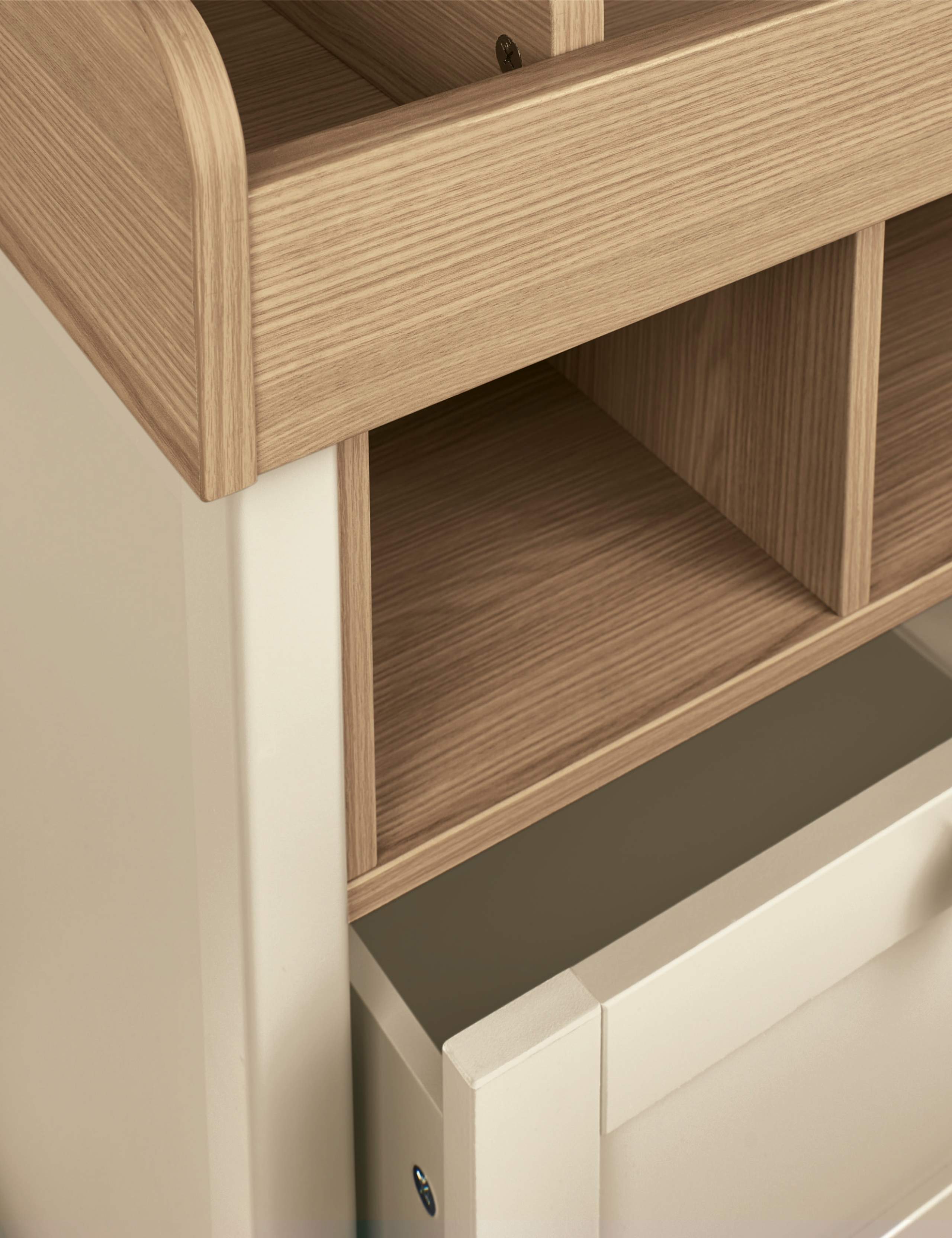 Harwell 2 Piece Cotbed Set with Dresser 9 of 9
