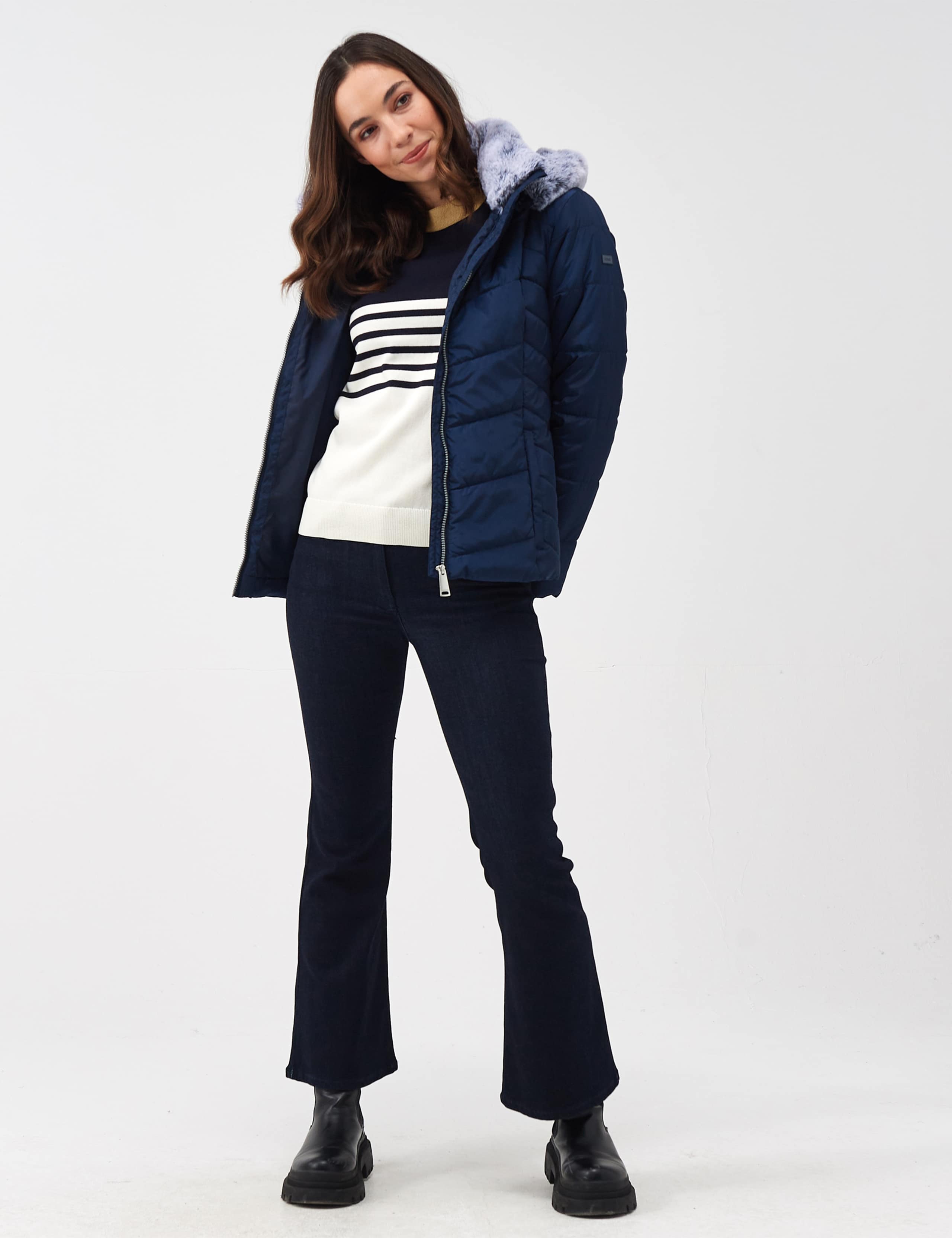 Wildrose Water-Repellent Hooded Jacket 4 of 8