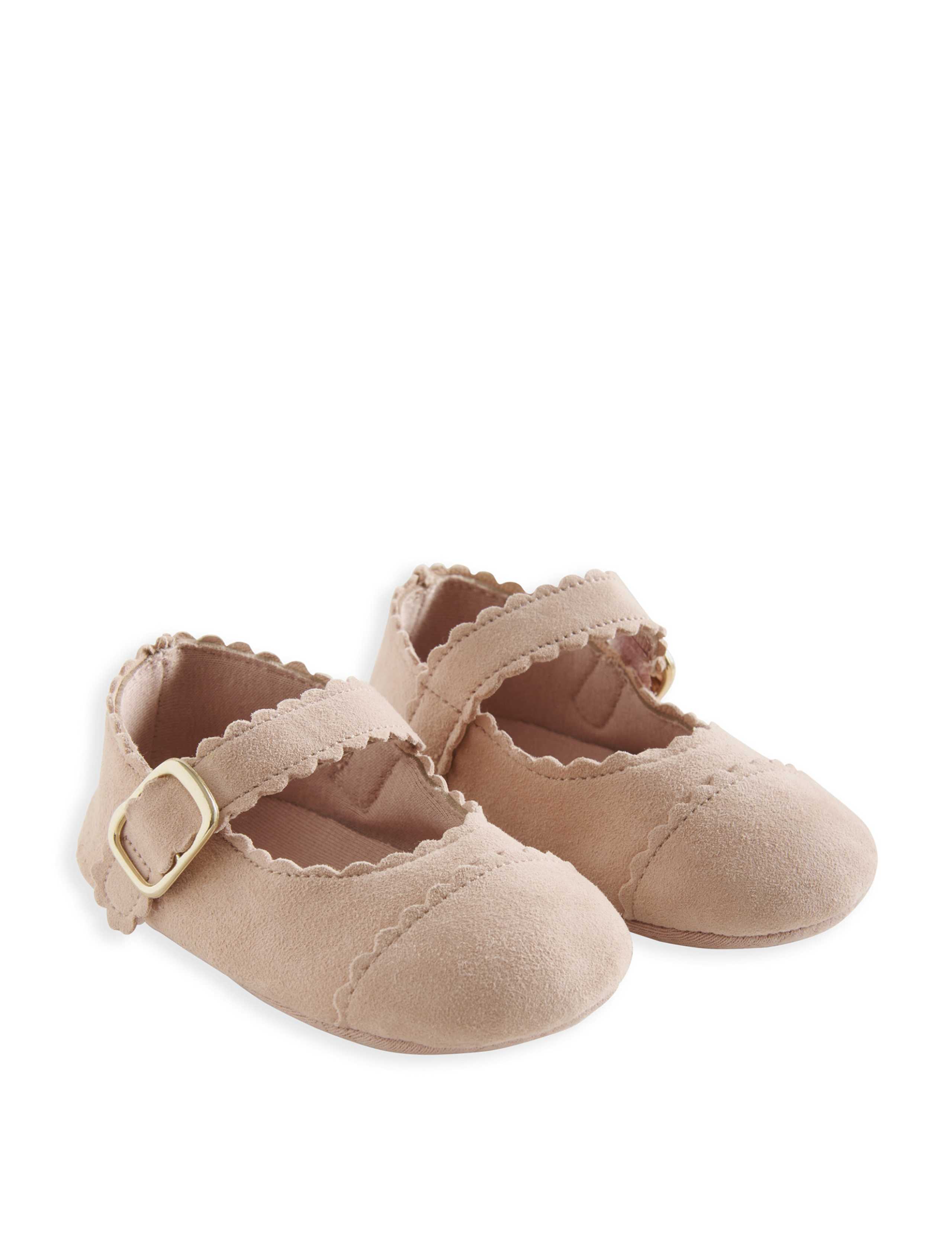 Scallop Detail Leather Pram Shoes (0-1 Yrs) 2 of 2