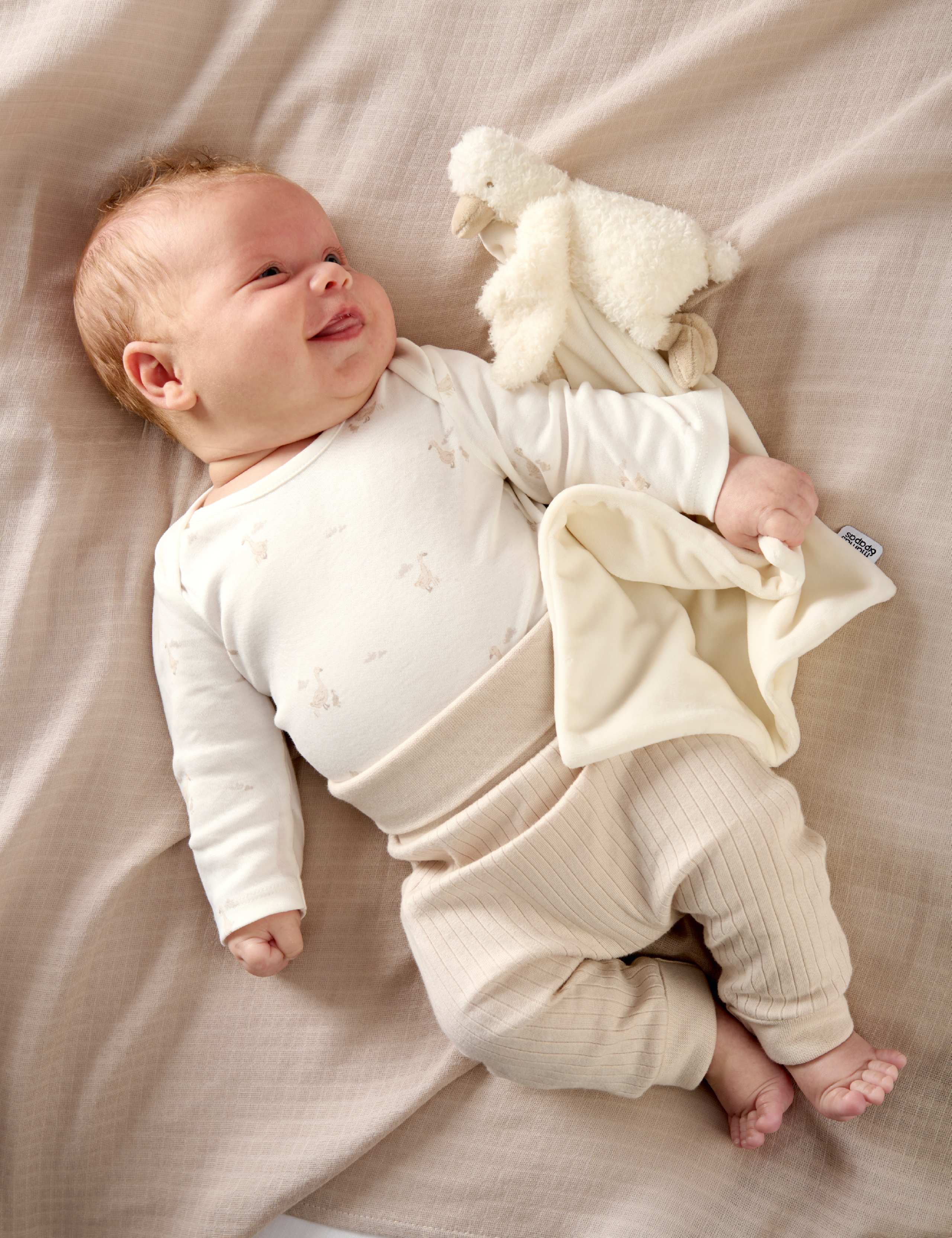 Welcome To The World Comforter (0+ Mths) 3 of 3