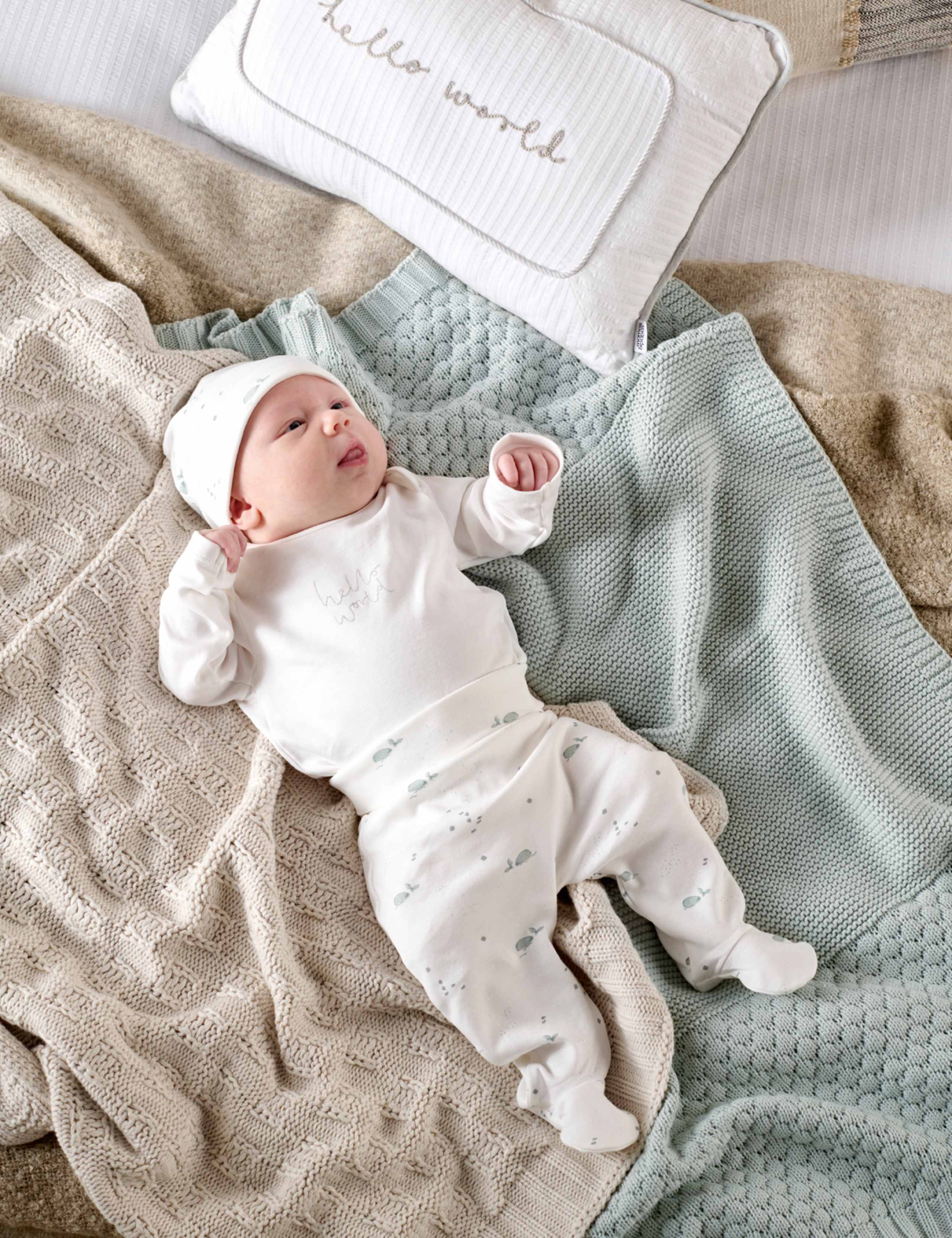 3pc Pure Cotton Whale Outfit (7lbs-6 Mths) 5 of 8