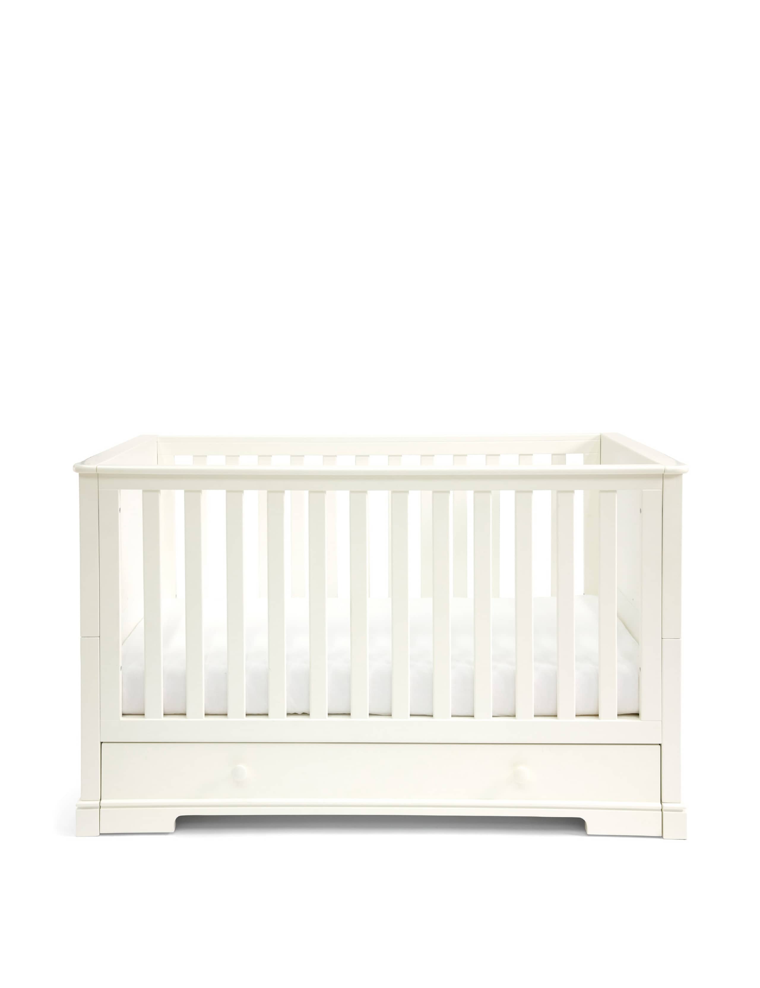 Oxford Cotbed 1 of 8