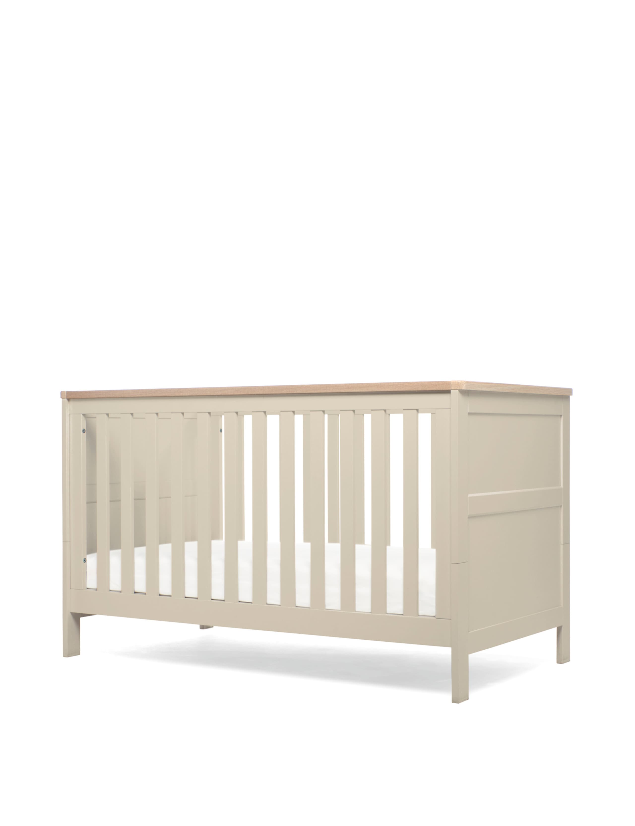 Wedmore Adjustable Cotbed 3 of 6